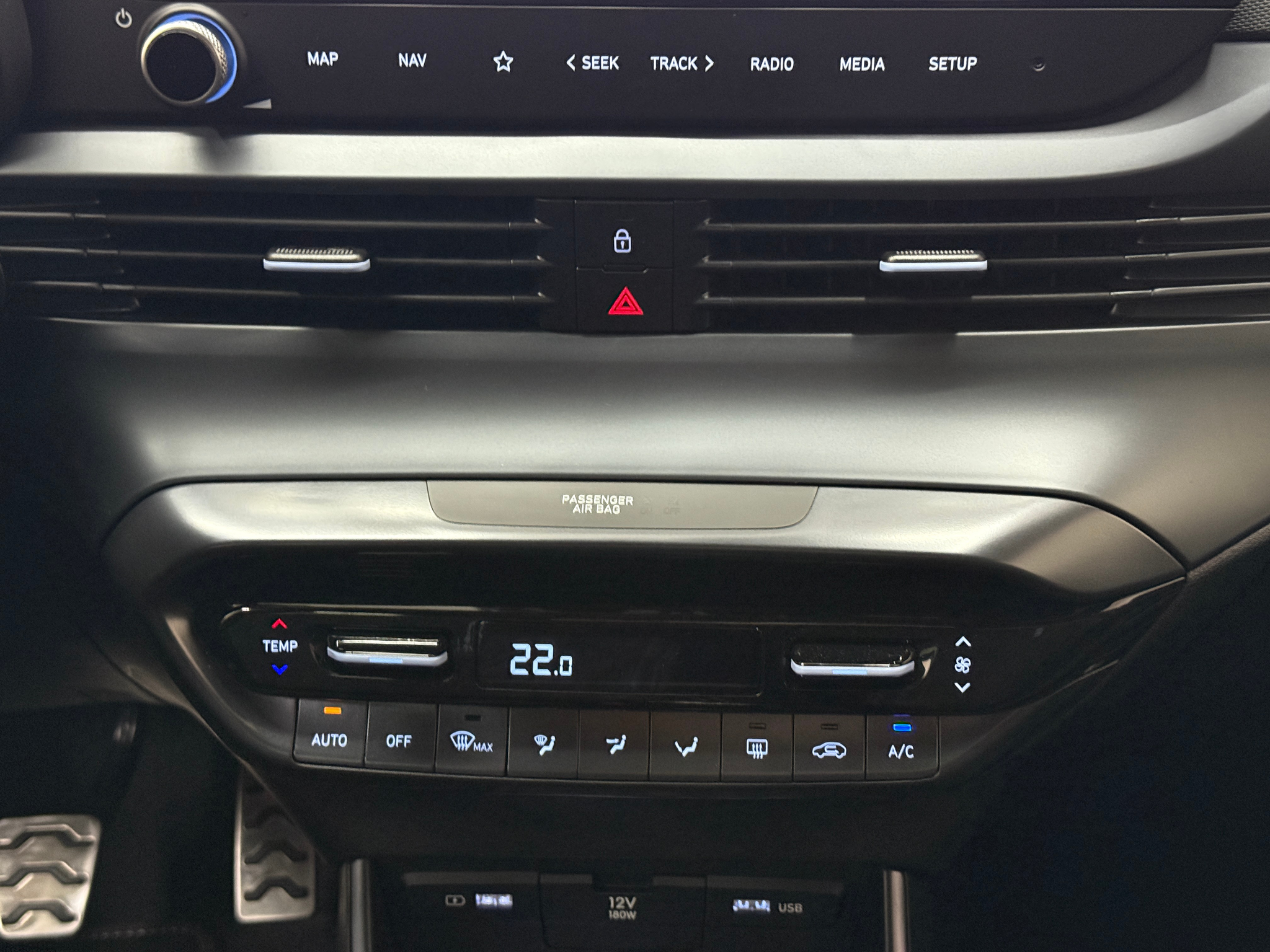 listing desktop thumbnail image 10