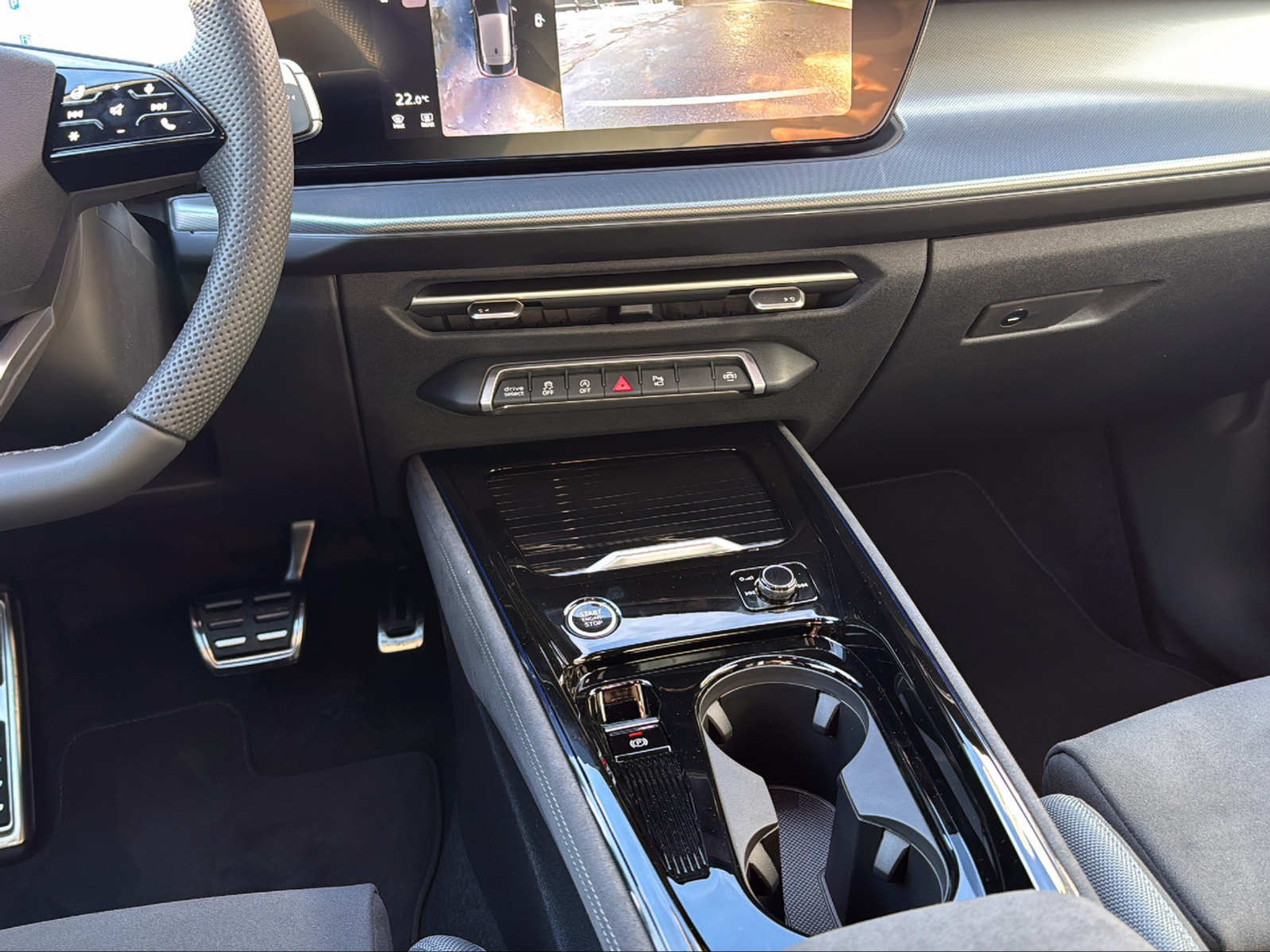 listing desktop thumbnail image 11