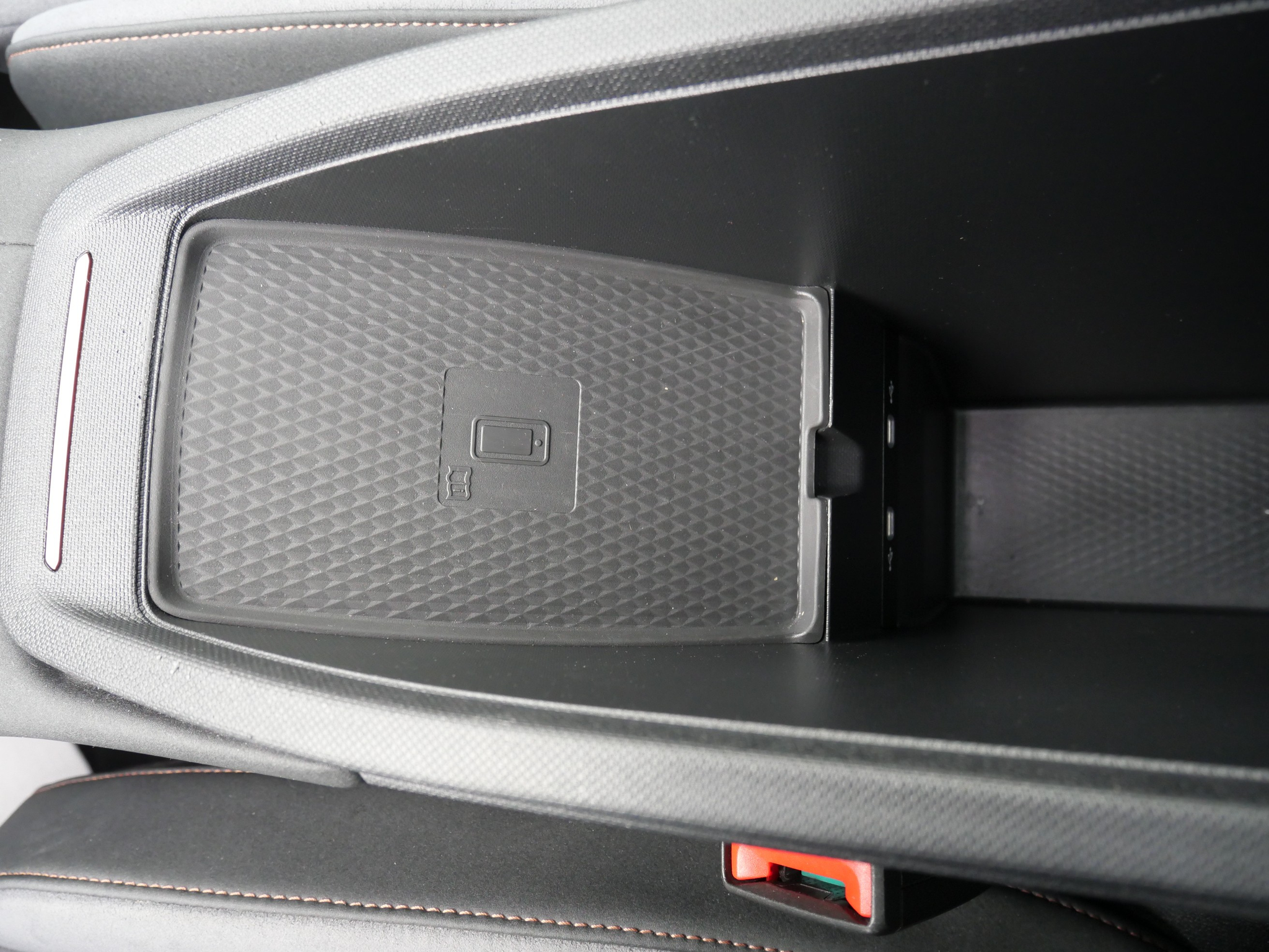 listing desktop thumbnail image 24