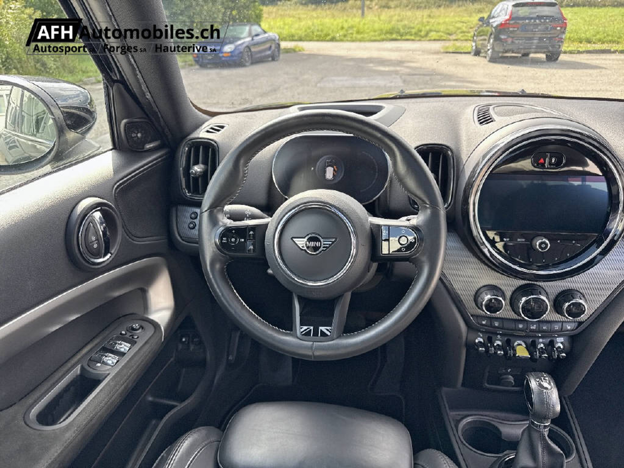 listing desktop thumbnail image 10