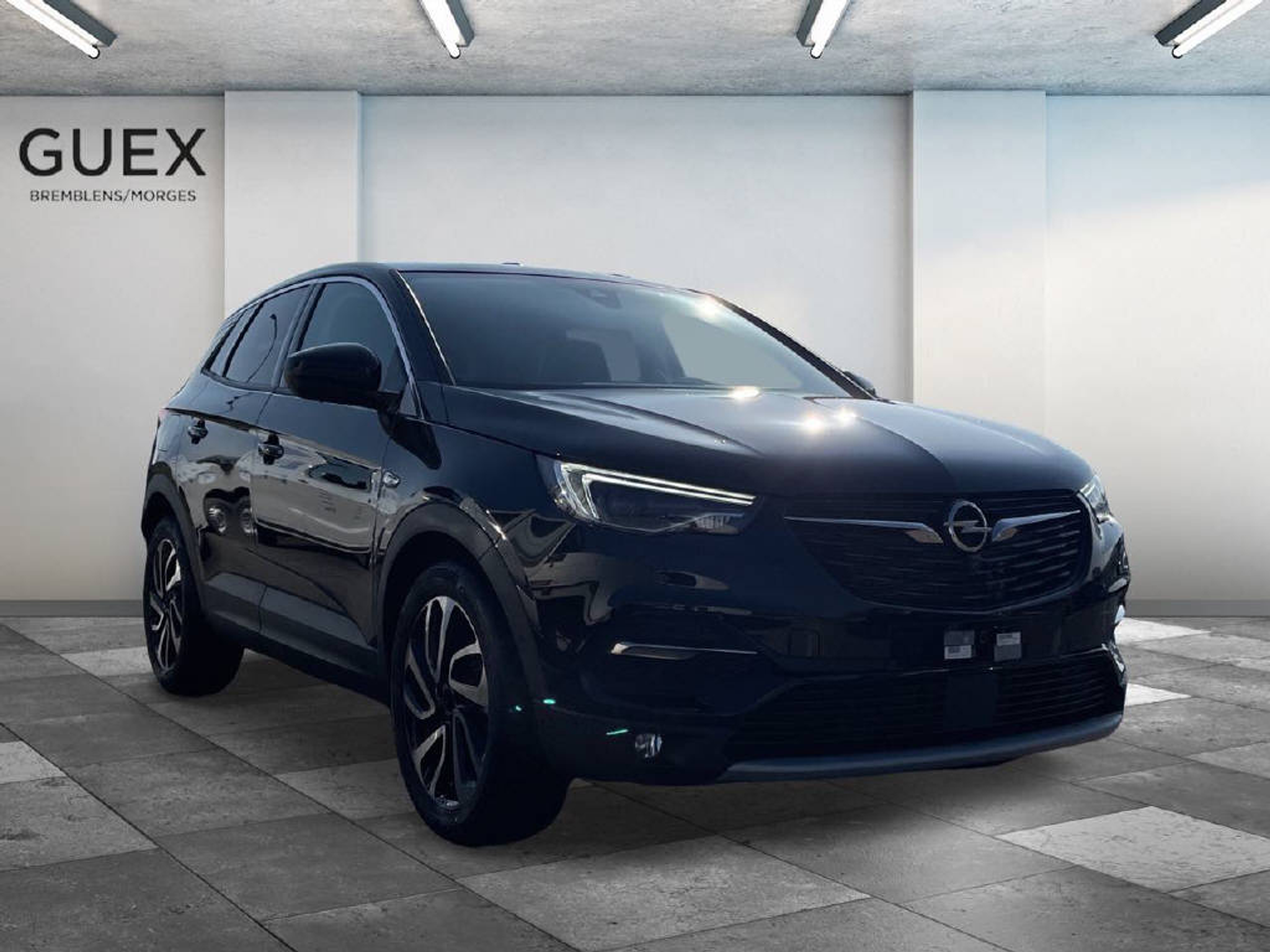 listing desktop thumbnail image 1