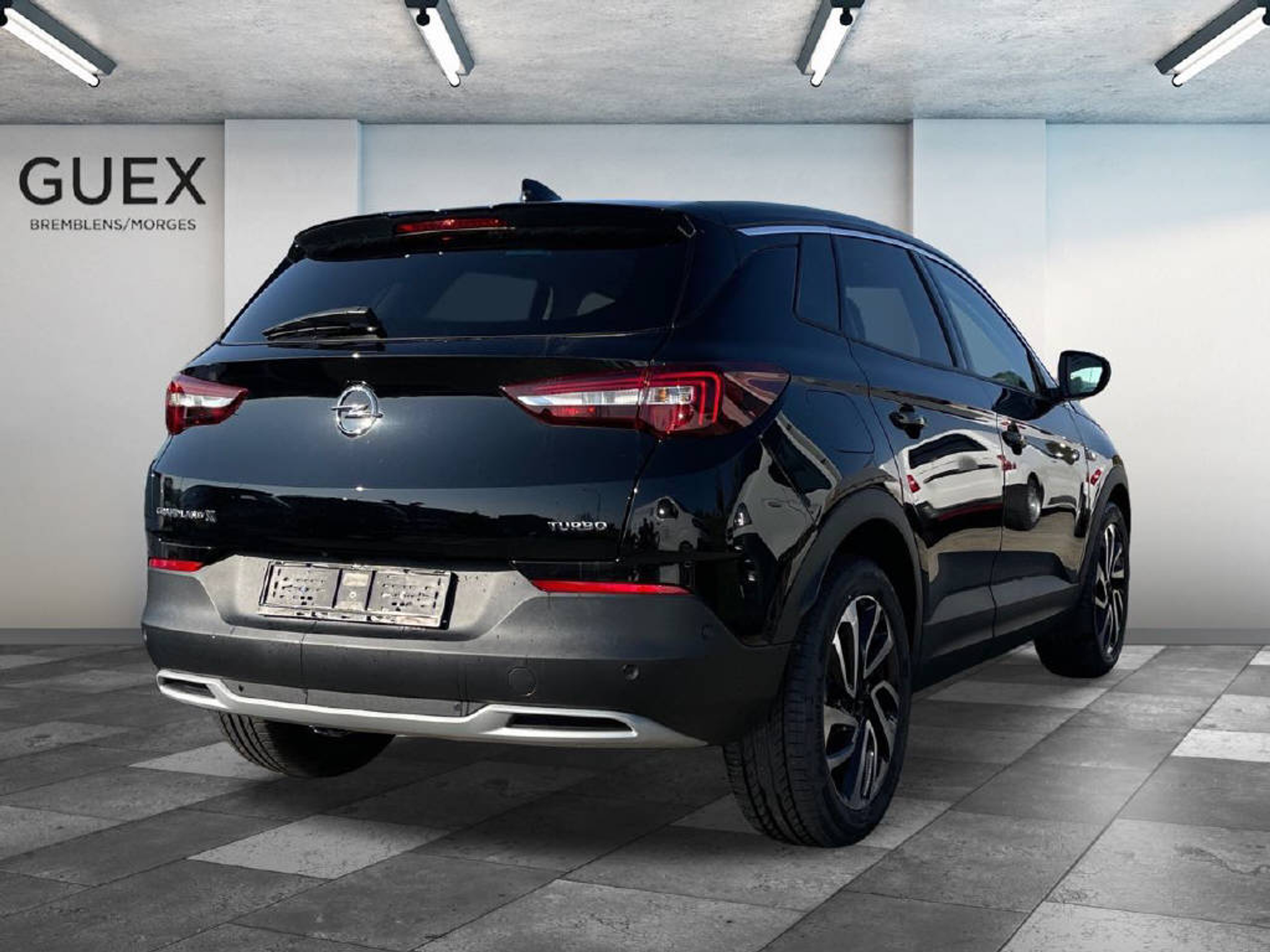 listing desktop thumbnail image 3