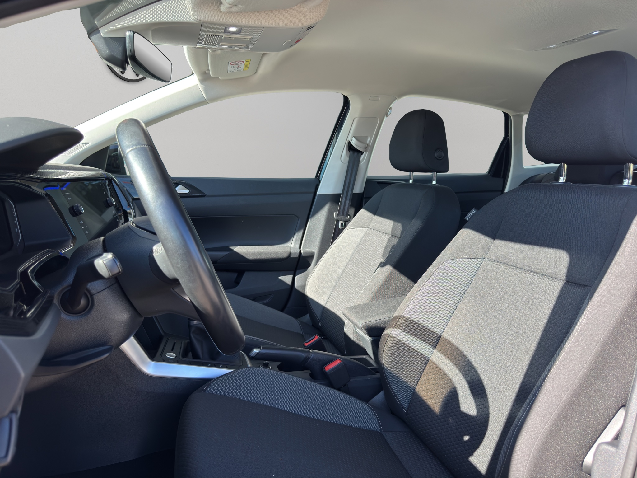 listing desktop thumbnail image 8