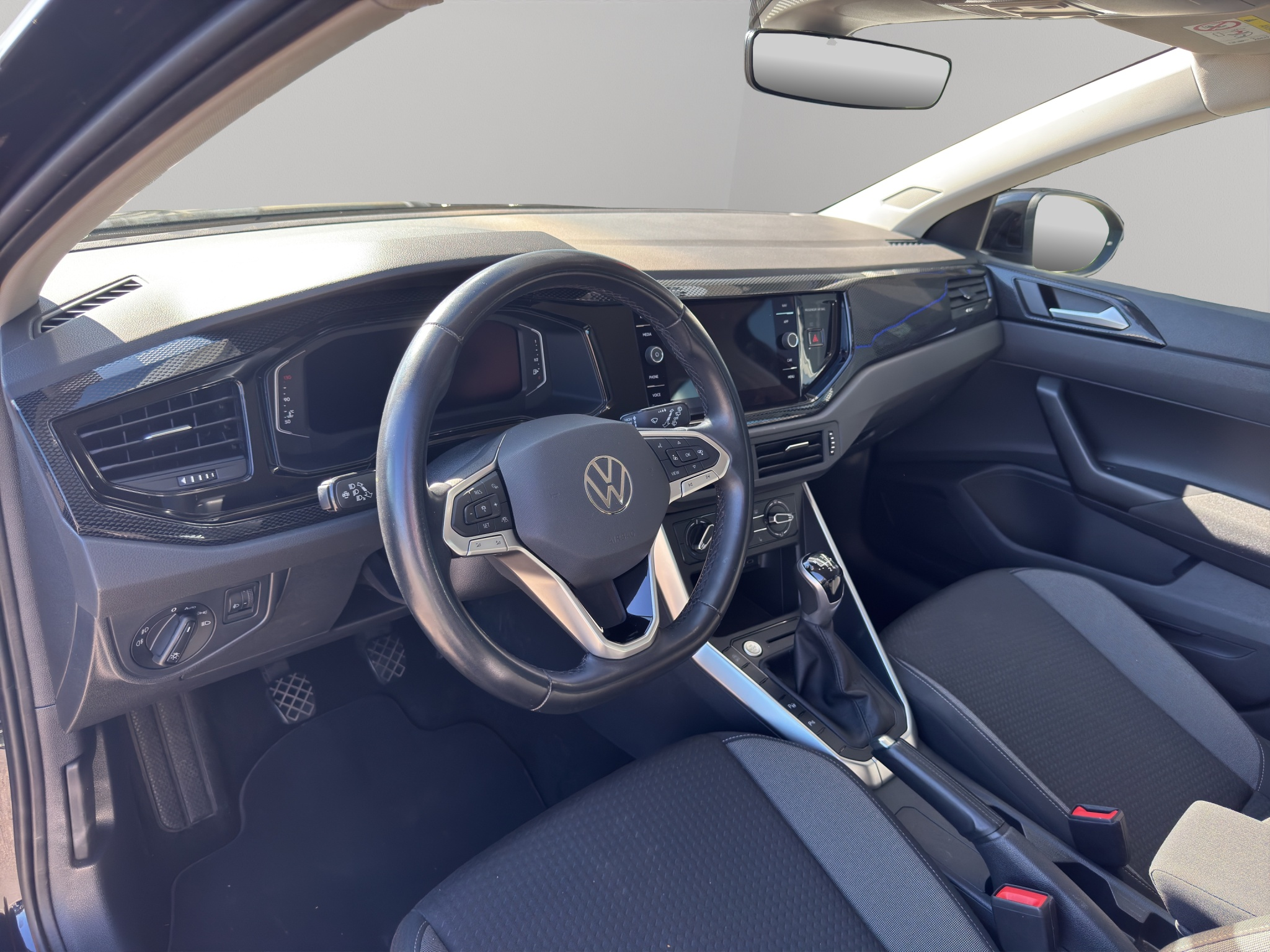 listing desktop thumbnail image 9