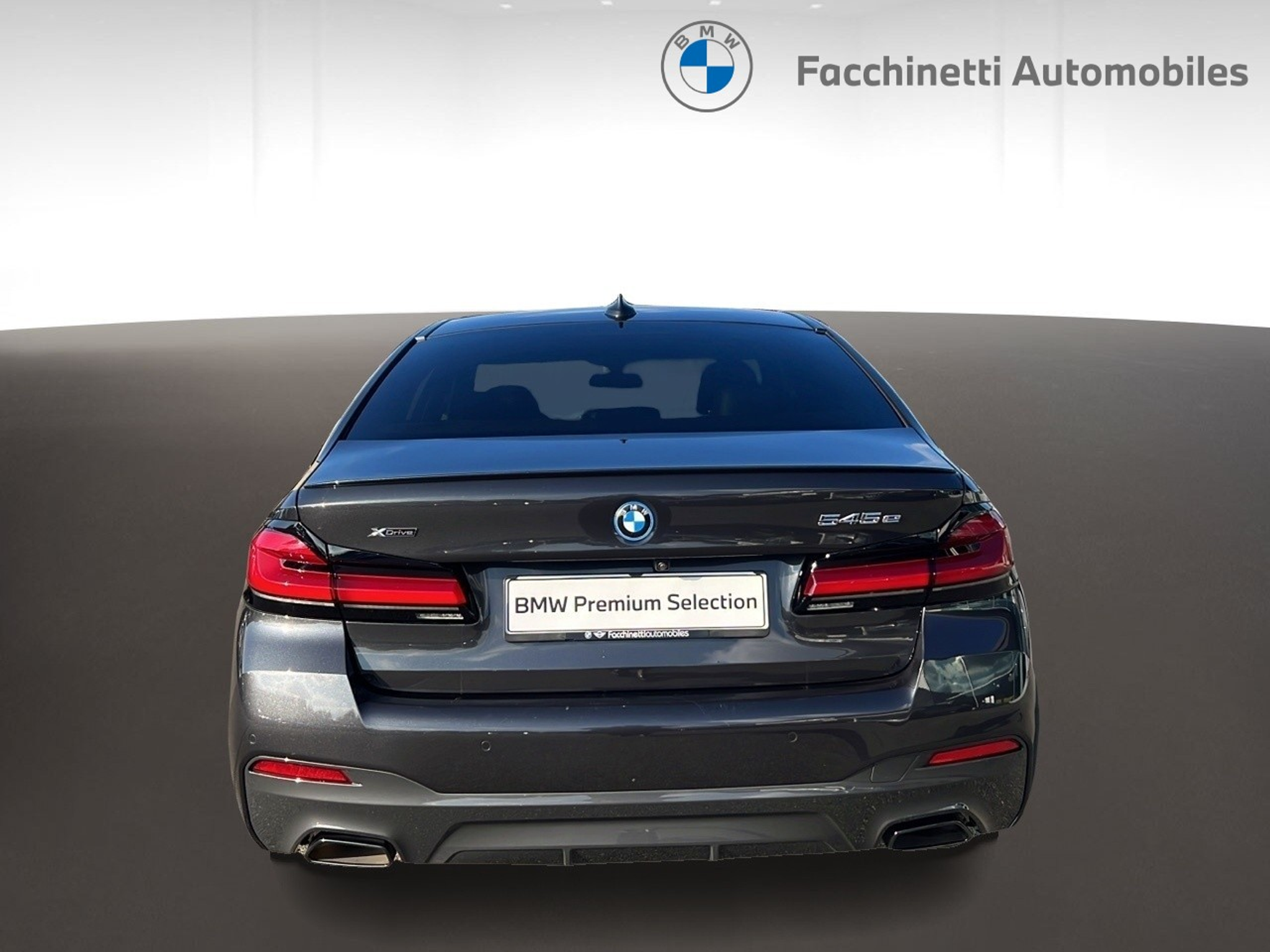 listing desktop thumbnail image 3