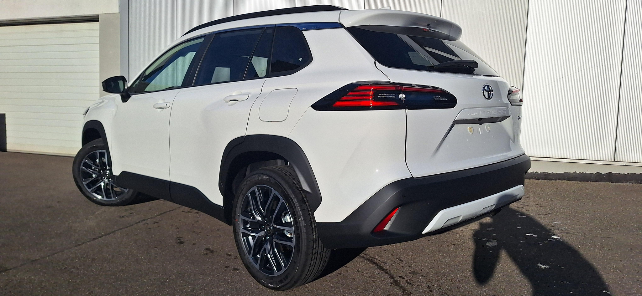 listing desktop thumbnail image 2