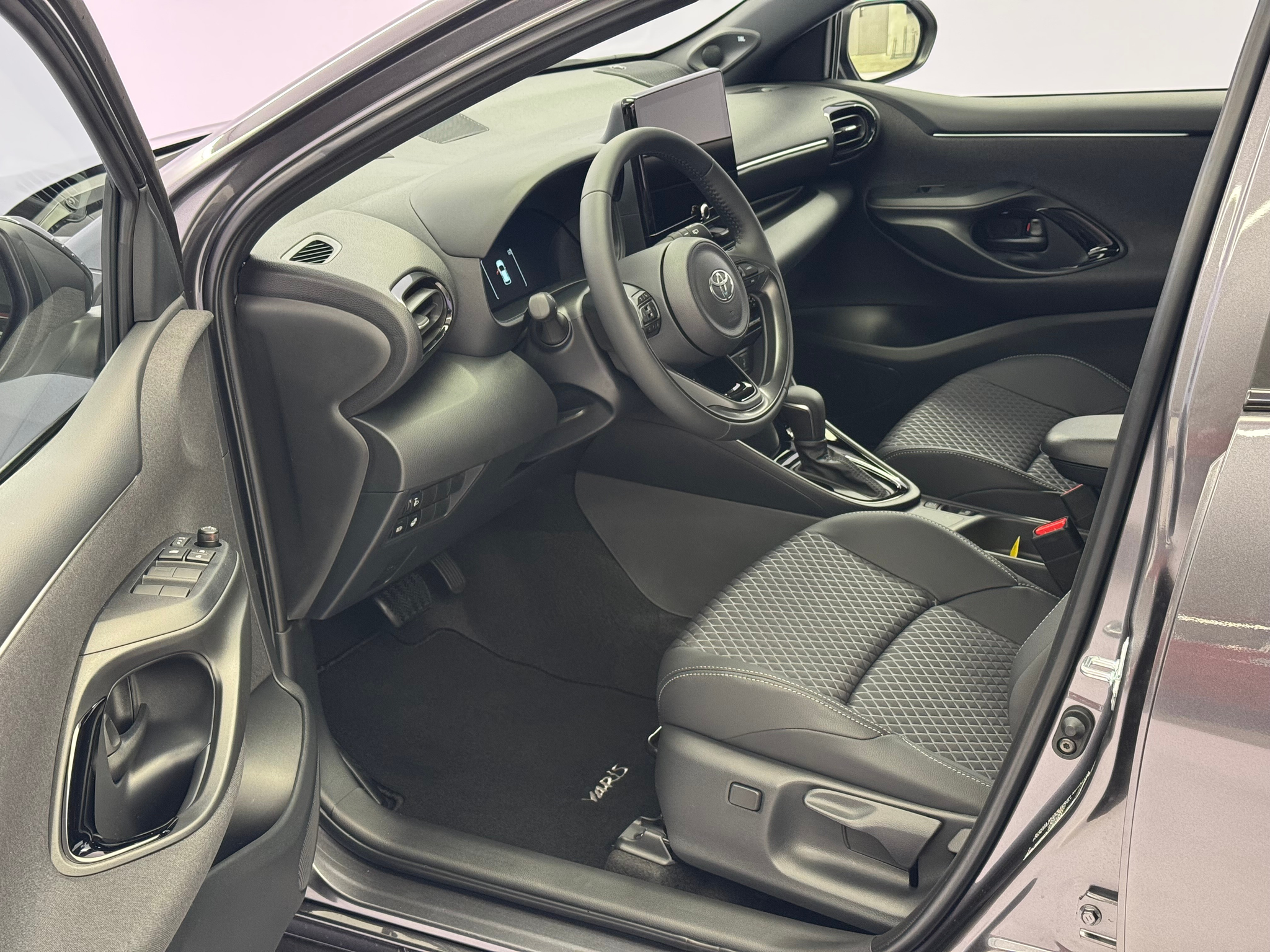 listing desktop thumbnail image 6