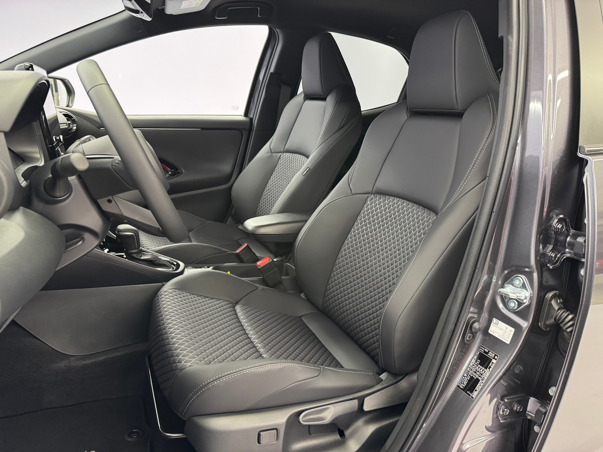 listing desktop thumbnail image 8