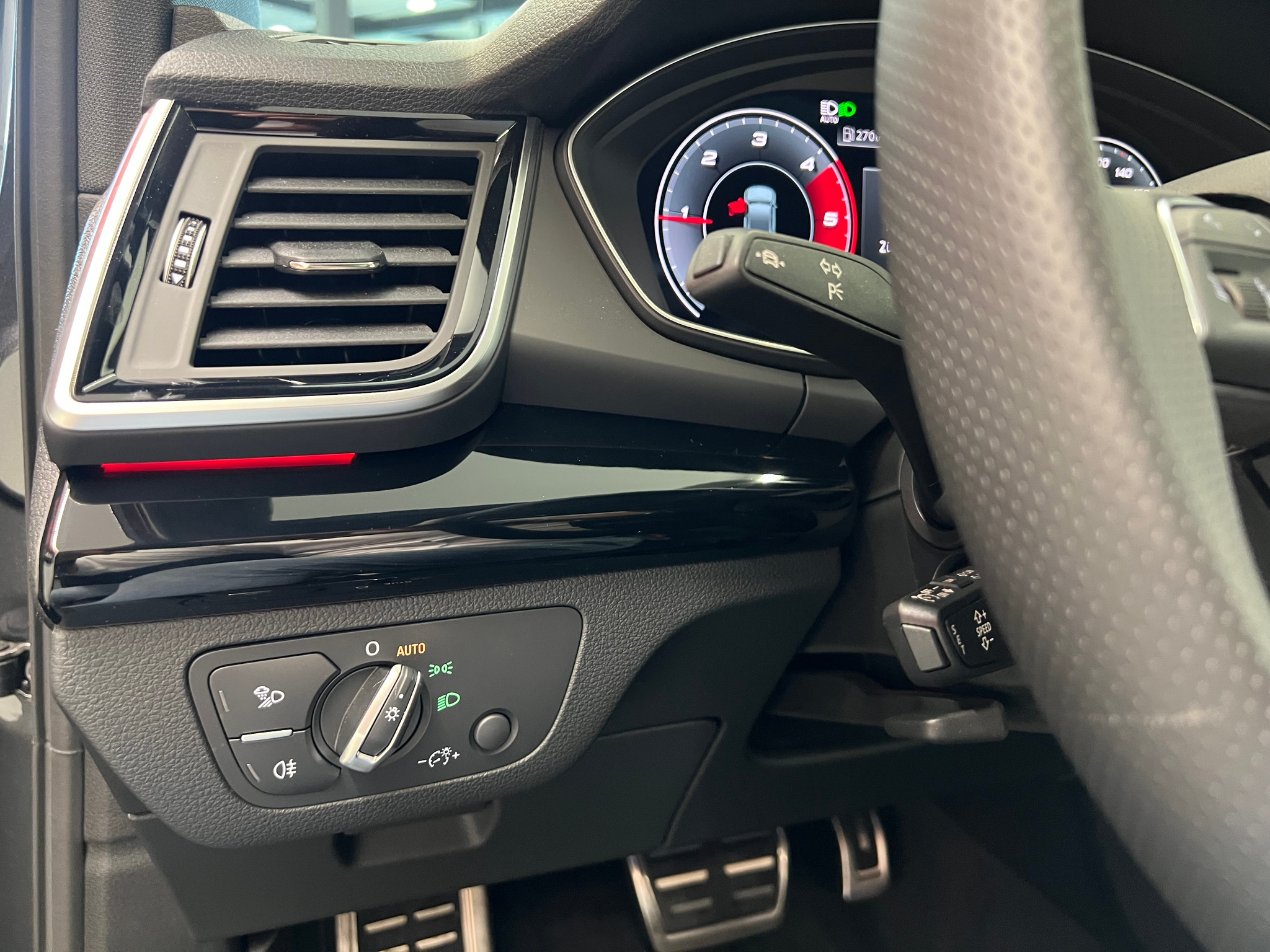 listing desktop thumbnail image 27