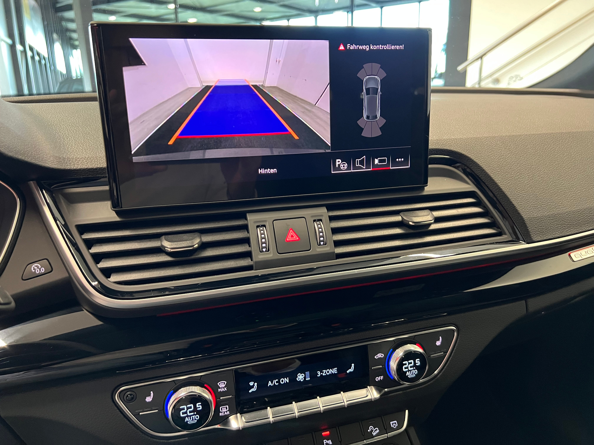 listing desktop thumbnail image 30