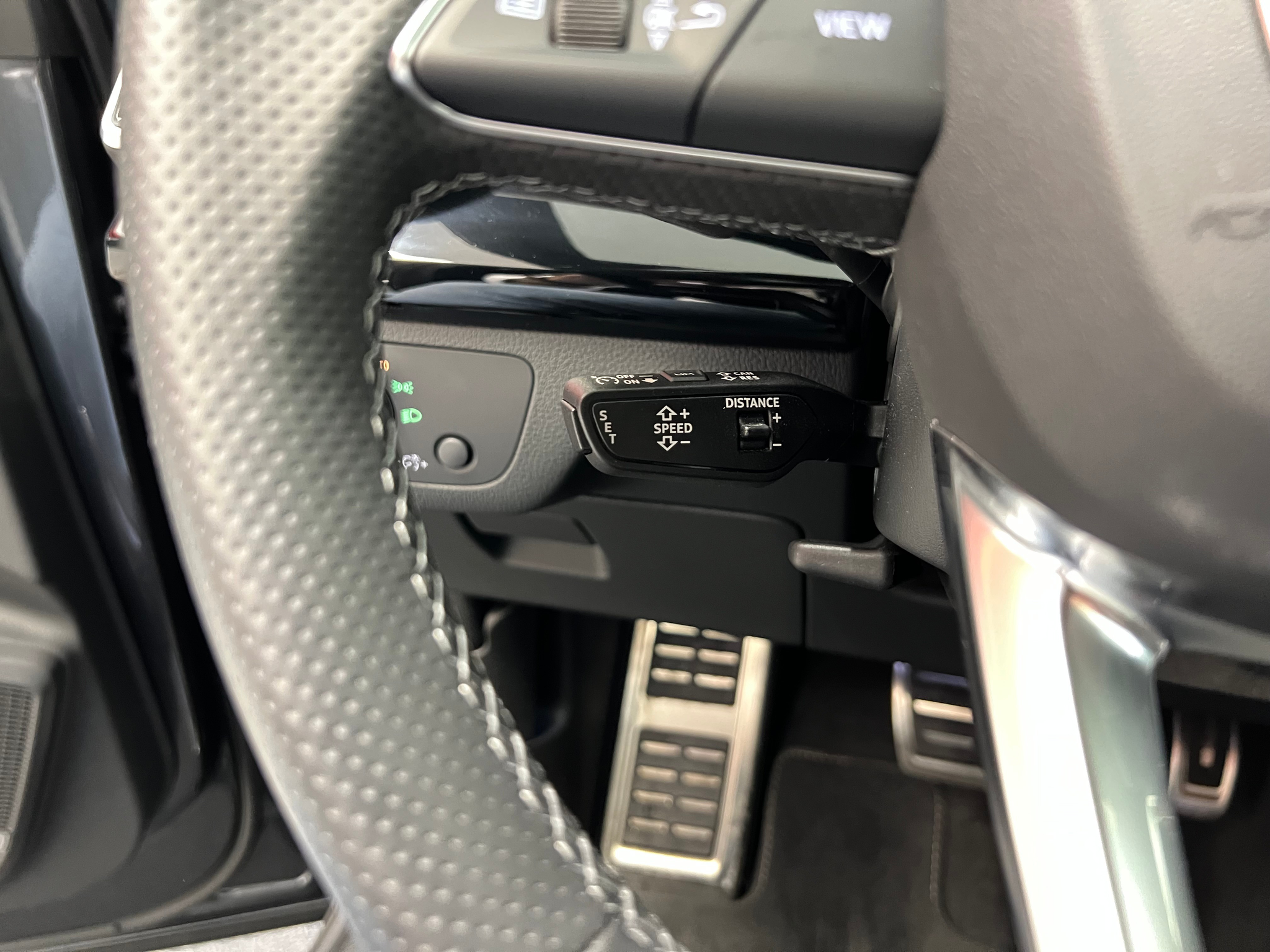 listing desktop thumbnail image 28