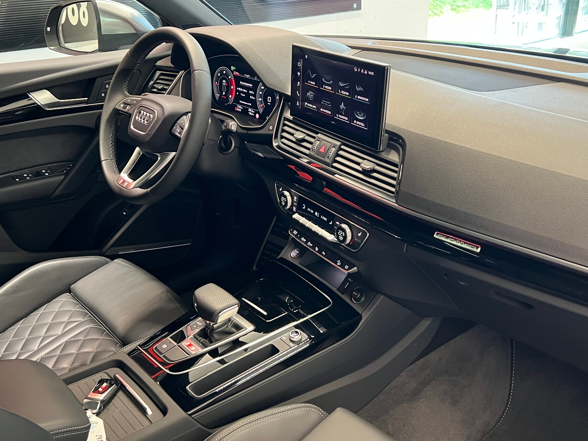 listing desktop thumbnail image 20