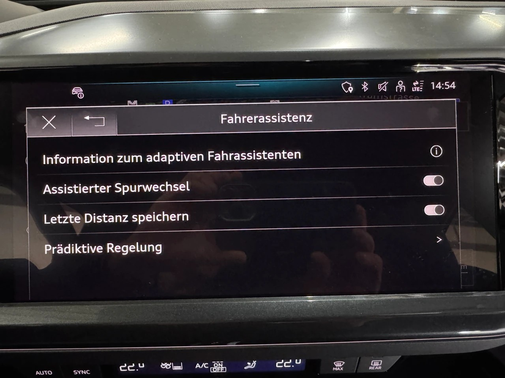 listing desktop thumbnail image 17