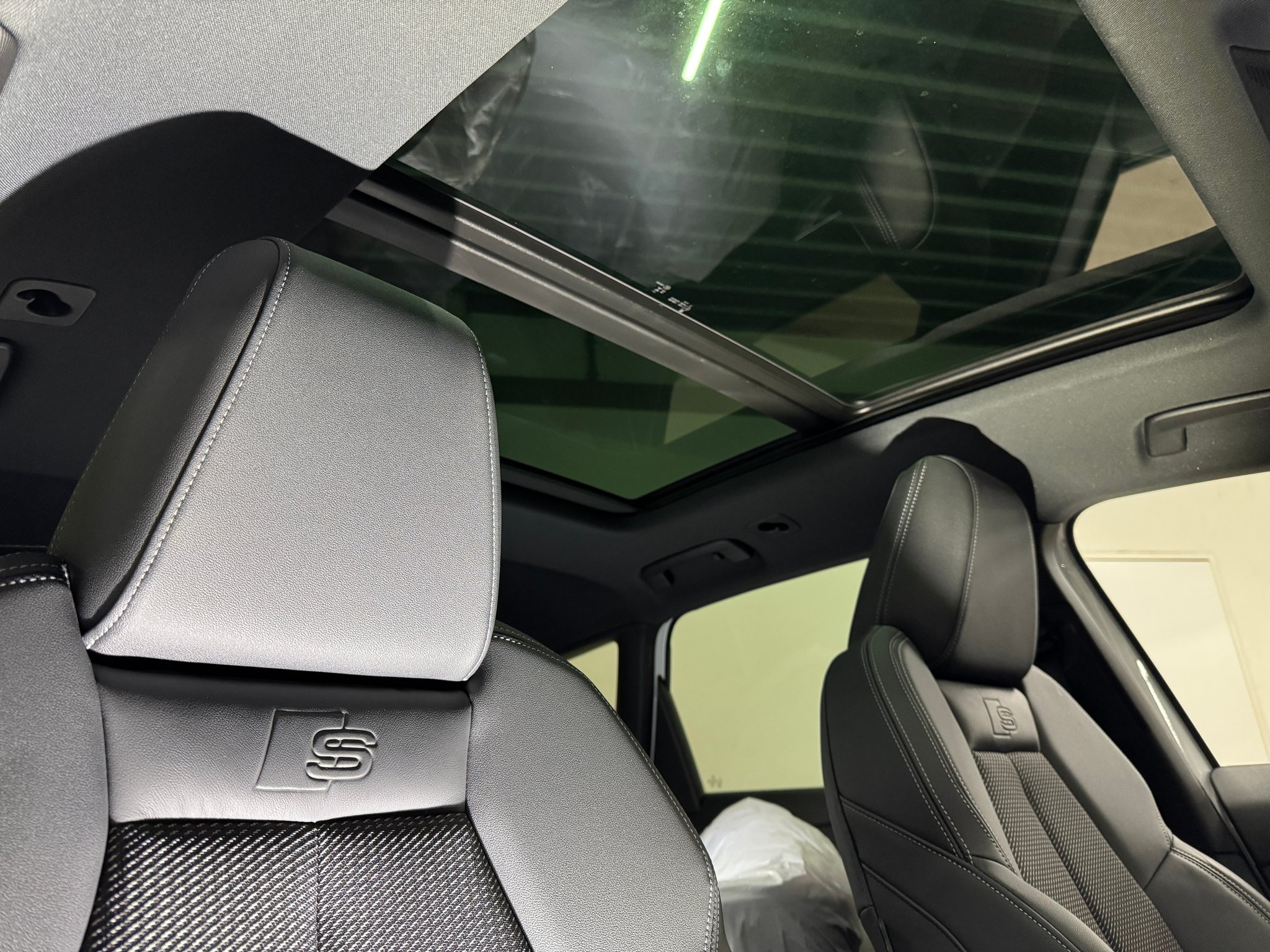 listing desktop thumbnail image 10