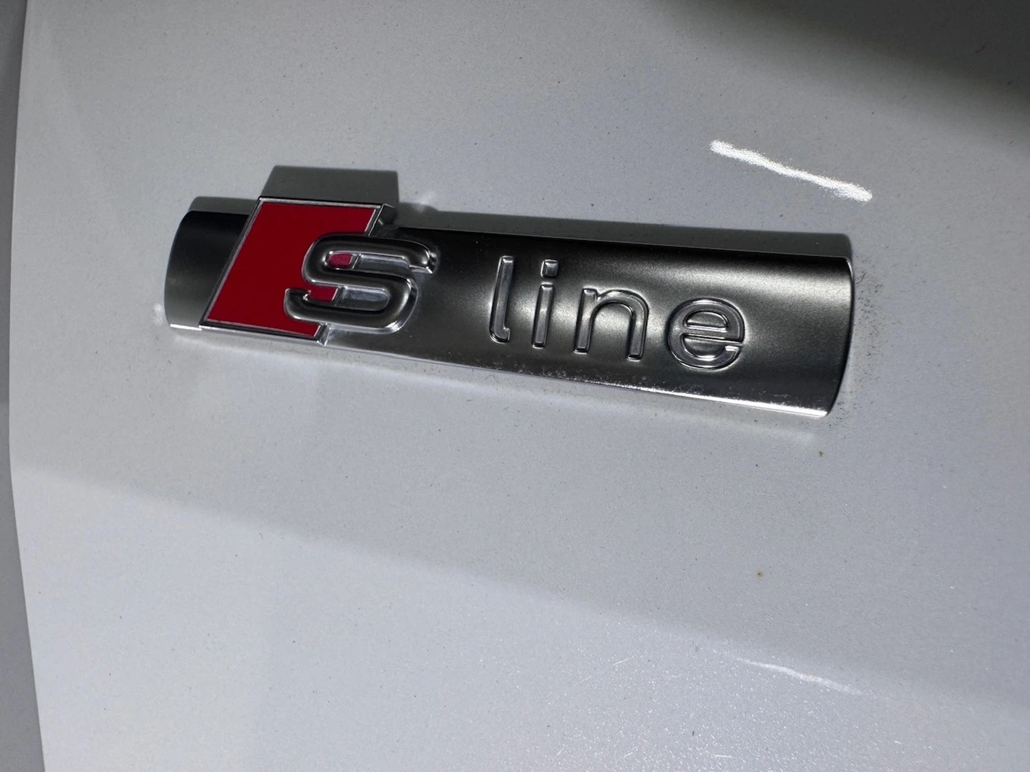 listing desktop thumbnail image 6