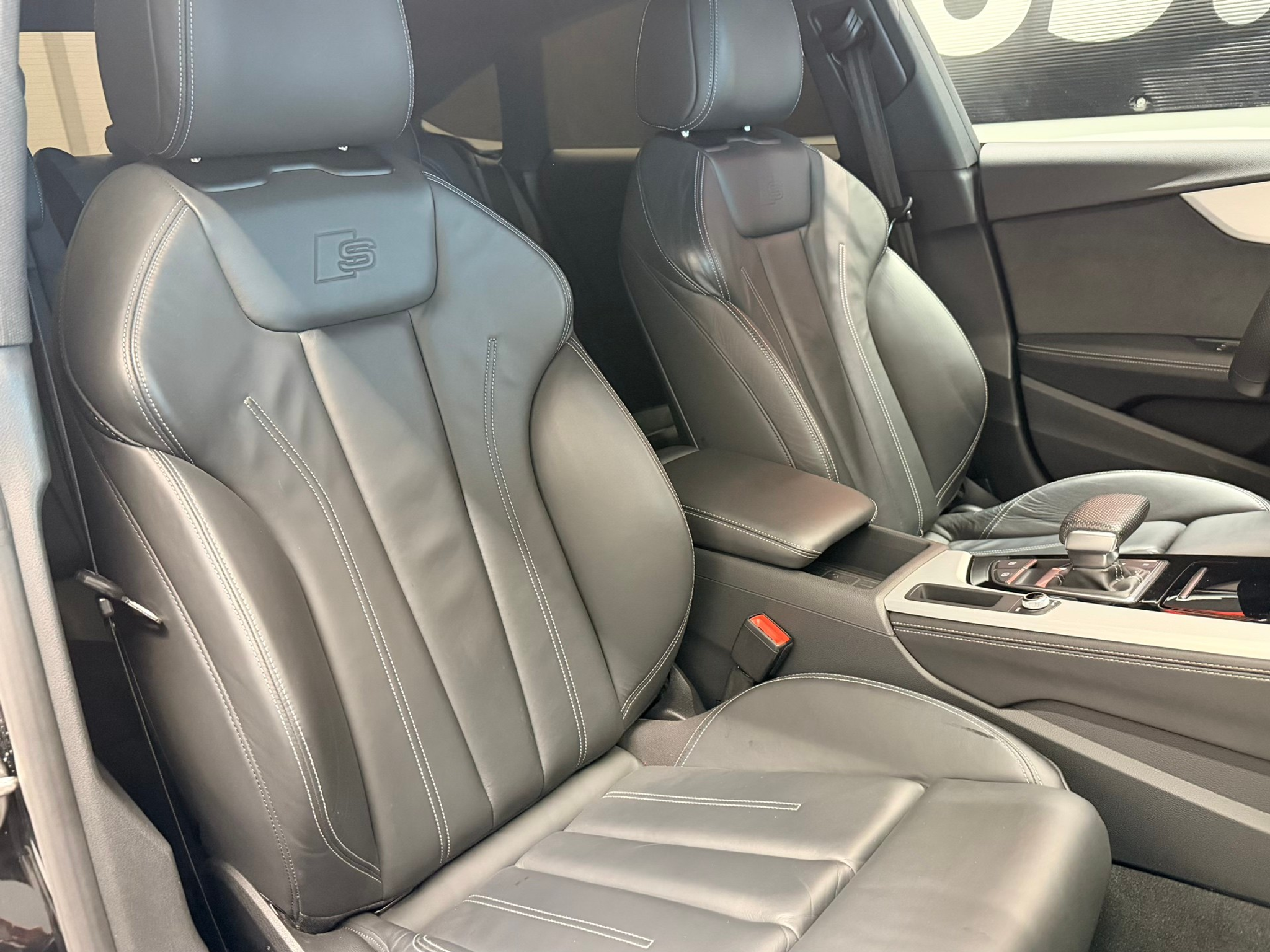 listing desktop thumbnail image 21