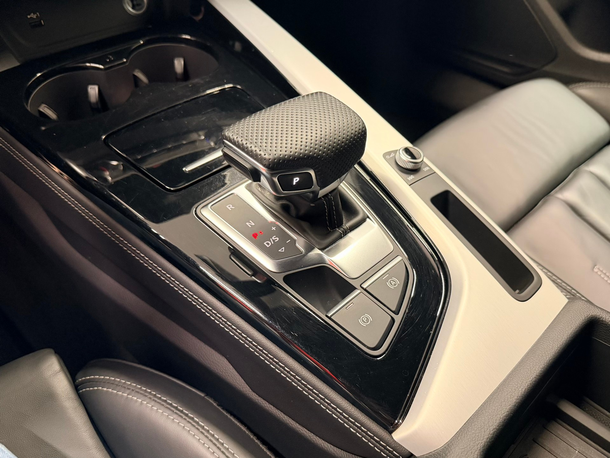 listing desktop thumbnail image 22