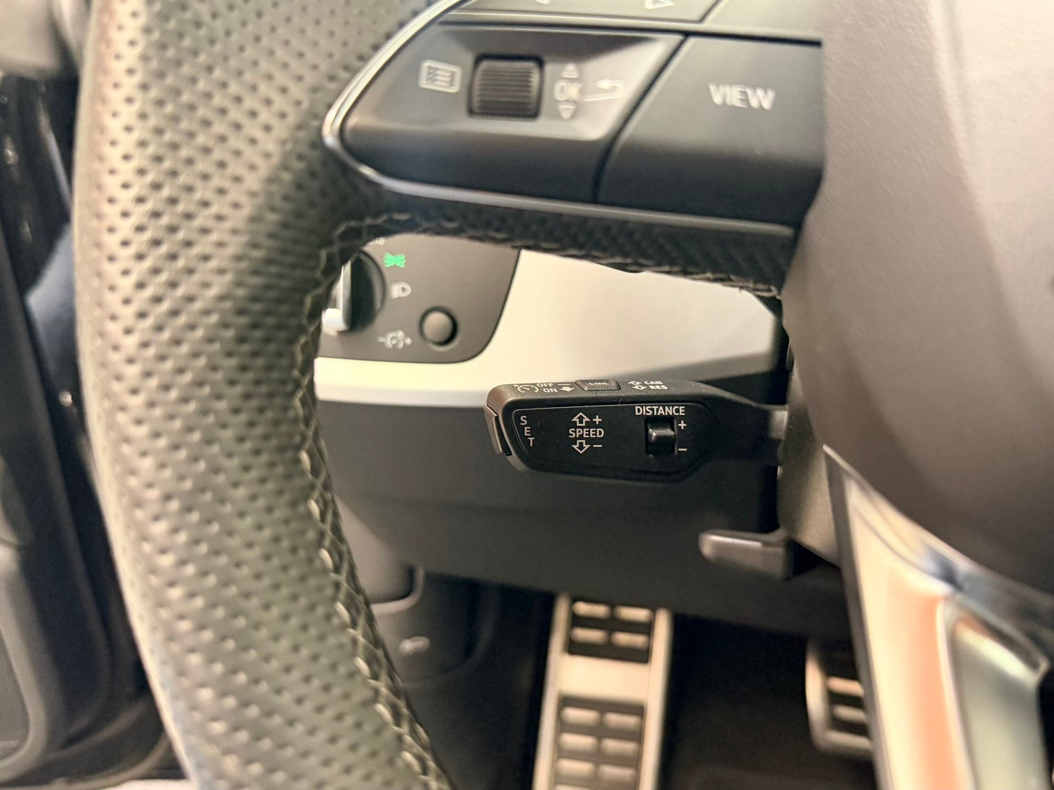 listing desktop thumbnail image 28