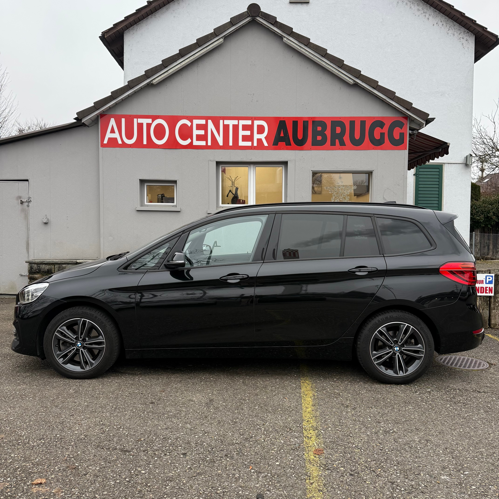 listing desktop thumbnail image 6