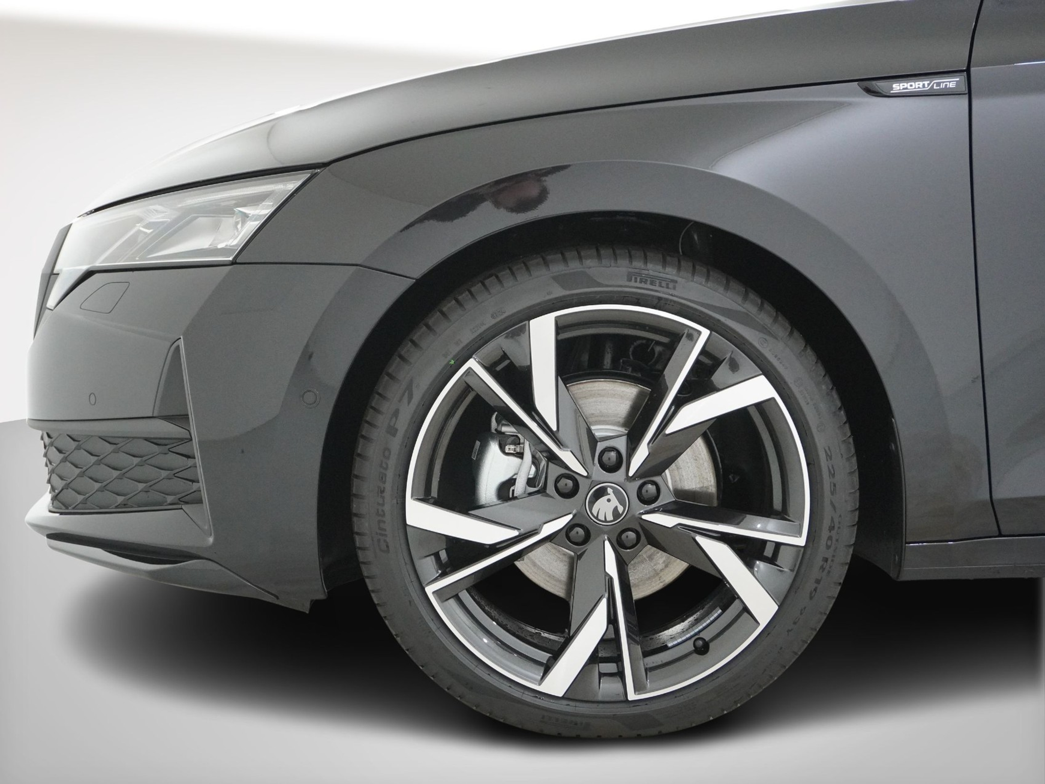 listing desktop thumbnail image 9