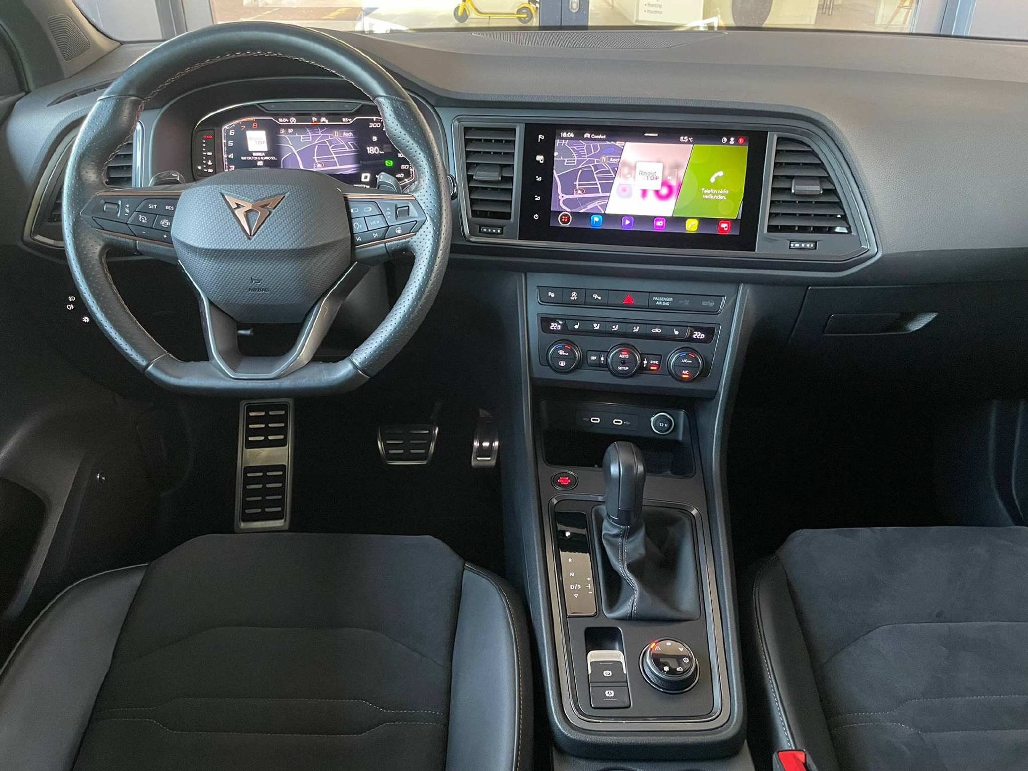 listing desktop thumbnail image 6