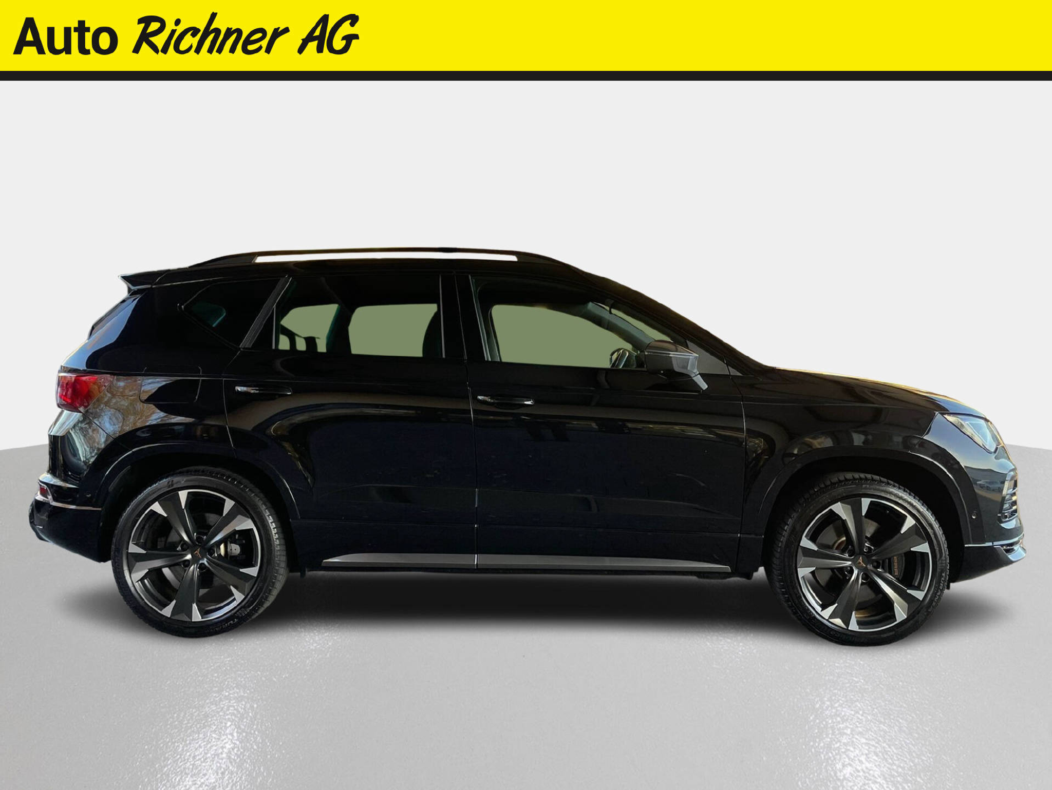 listing desktop thumbnail image 2