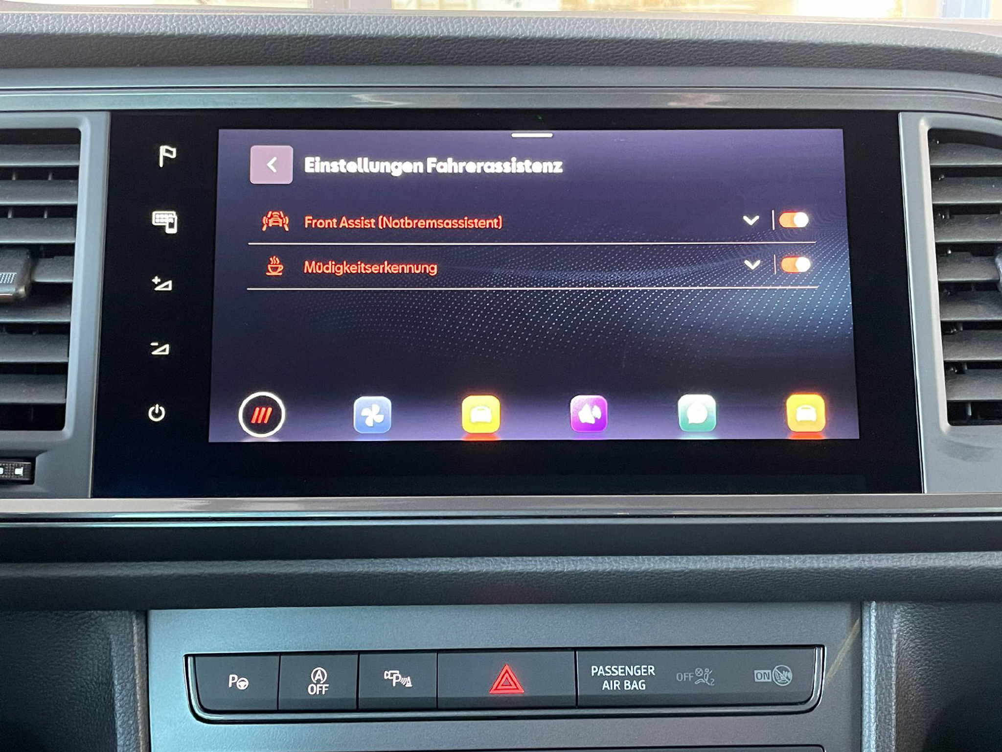 listing desktop thumbnail image 10