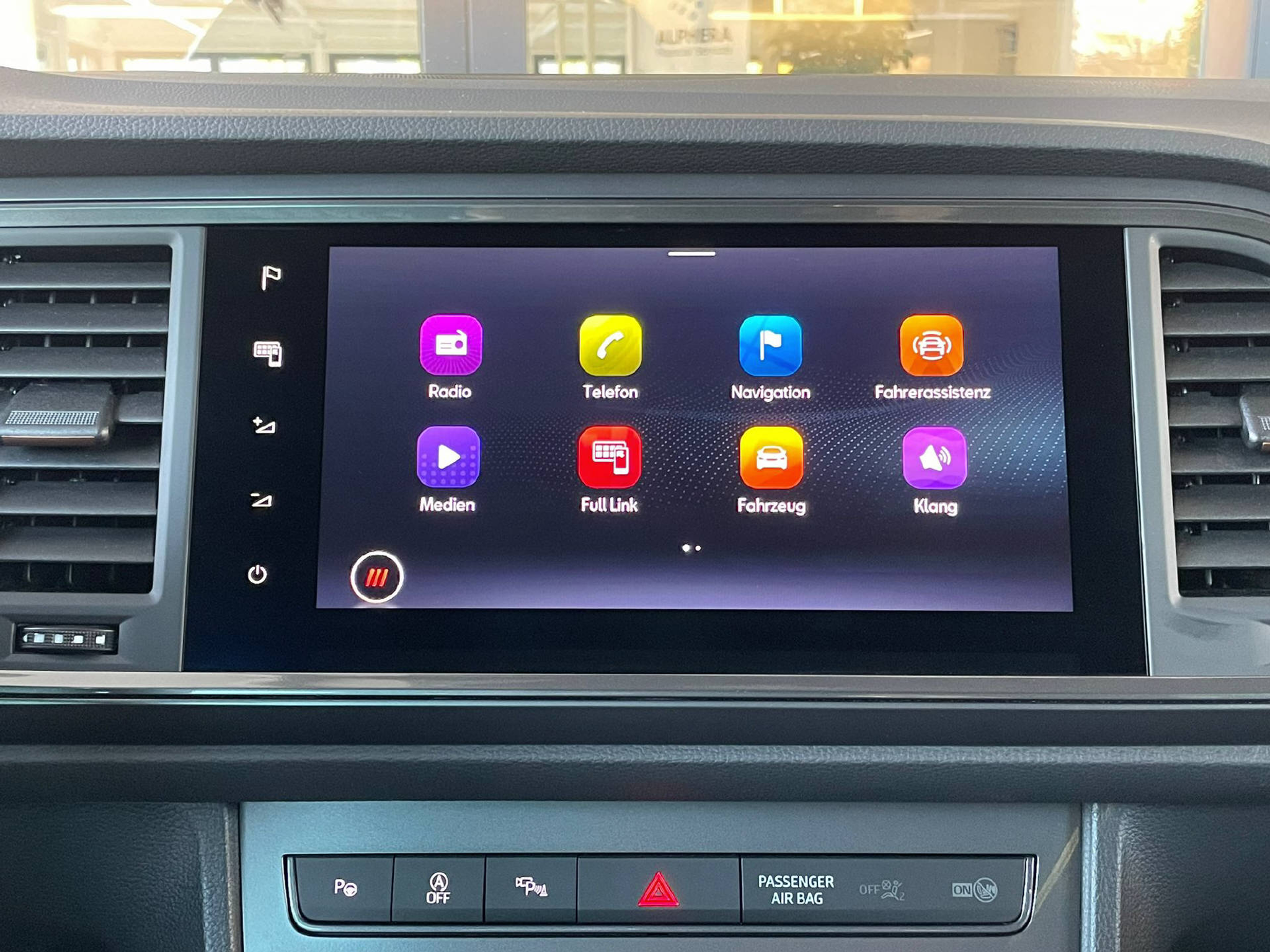 listing desktop thumbnail image 14