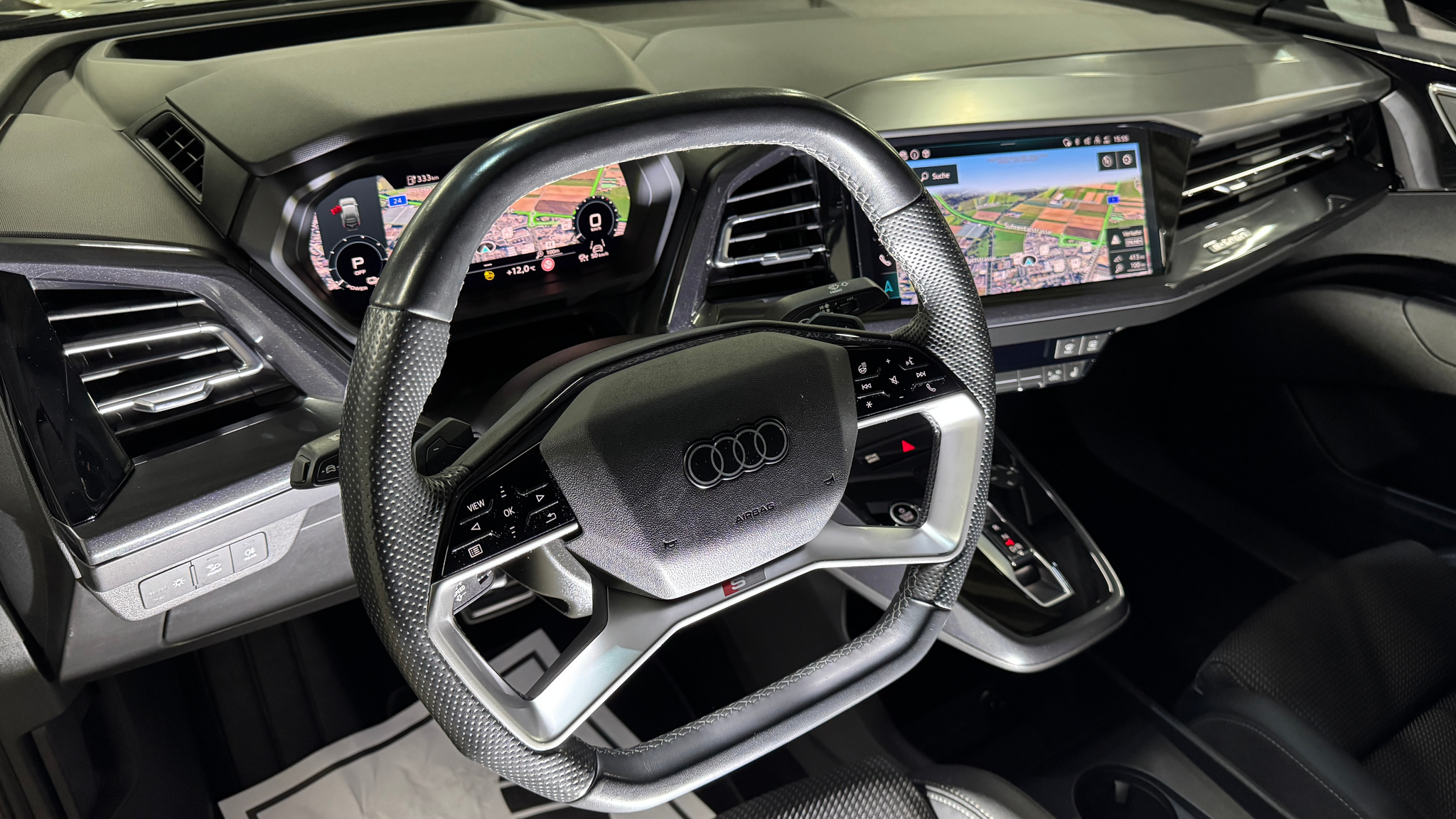 listing desktop thumbnail image 12