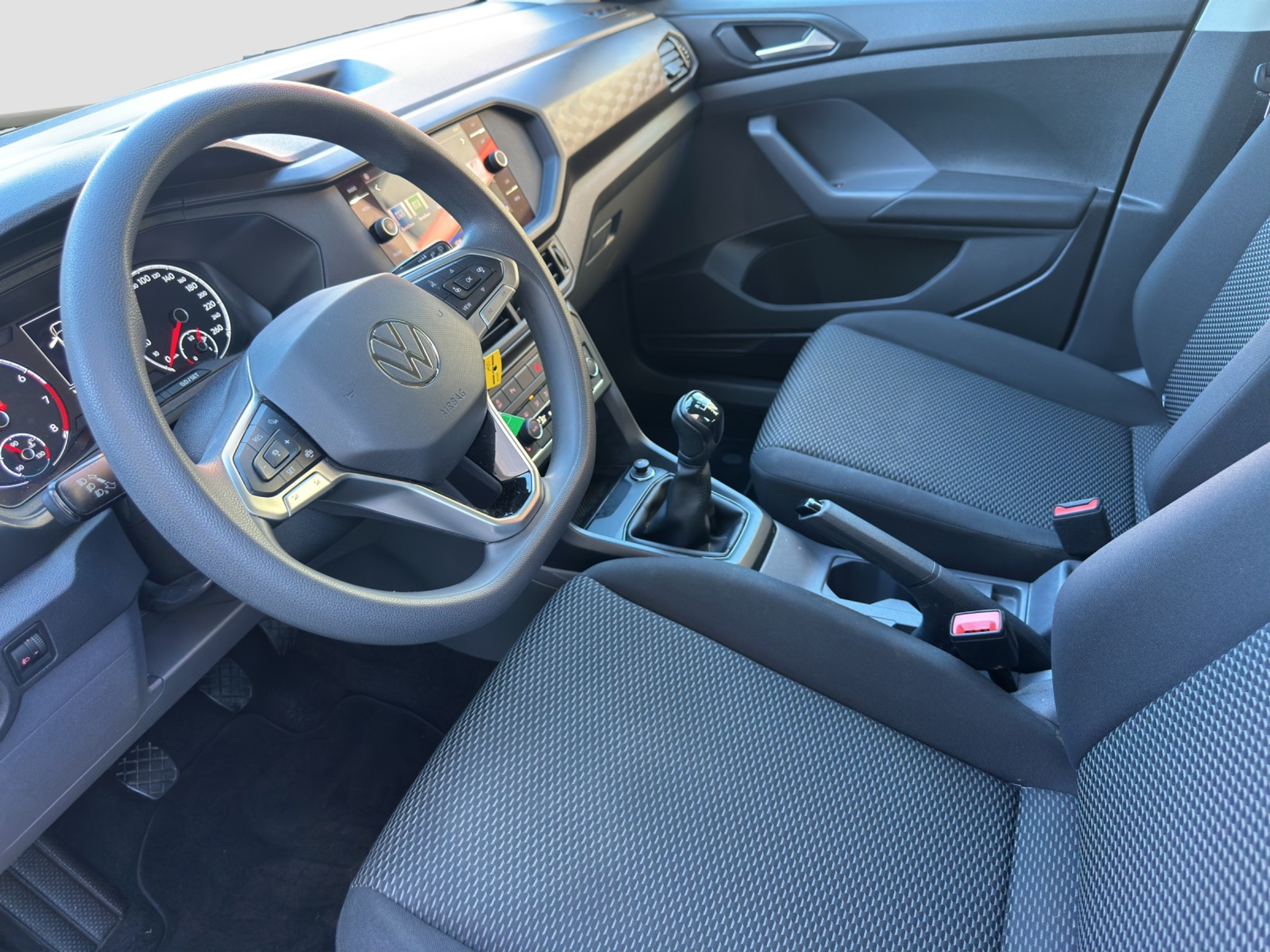 listing desktop thumbnail image 7