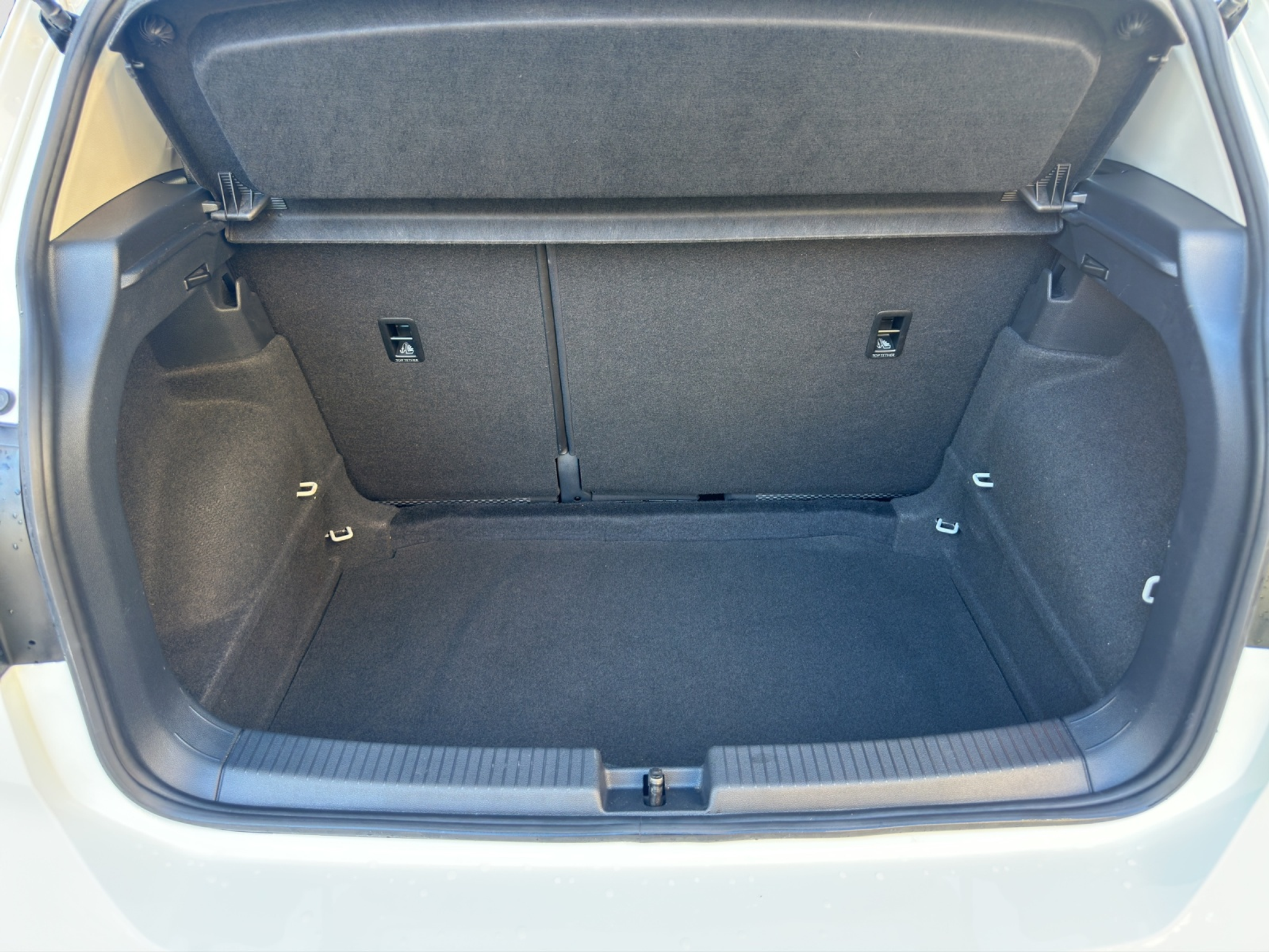 listing desktop thumbnail image 9