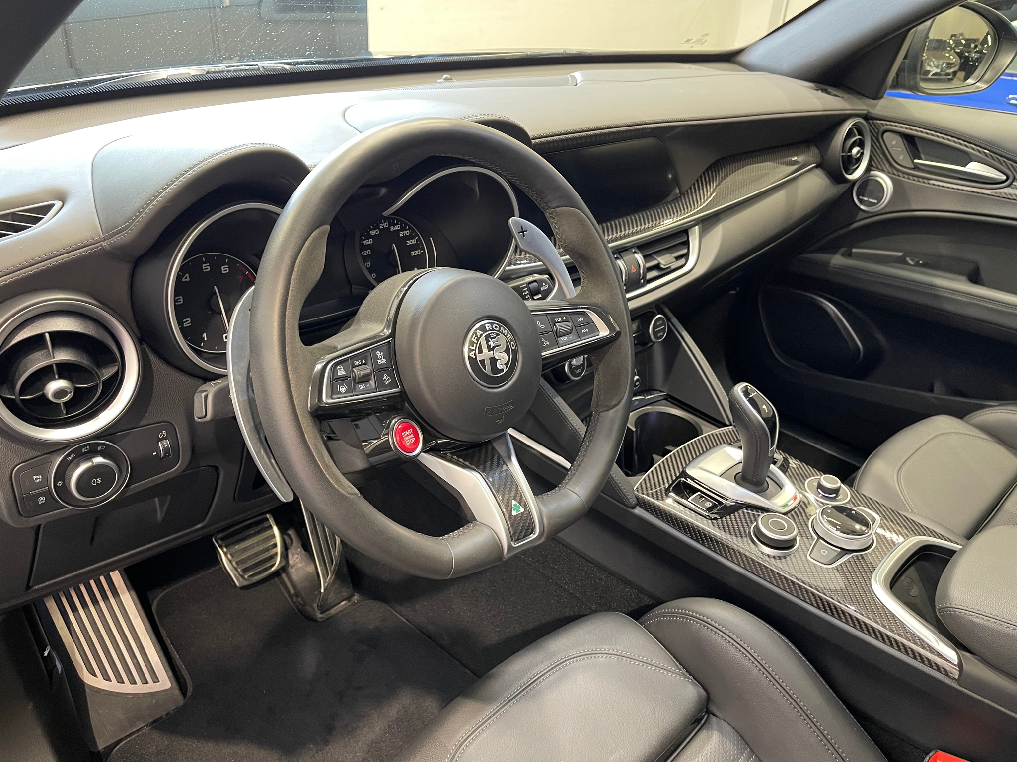 listing desktop thumbnail image 8