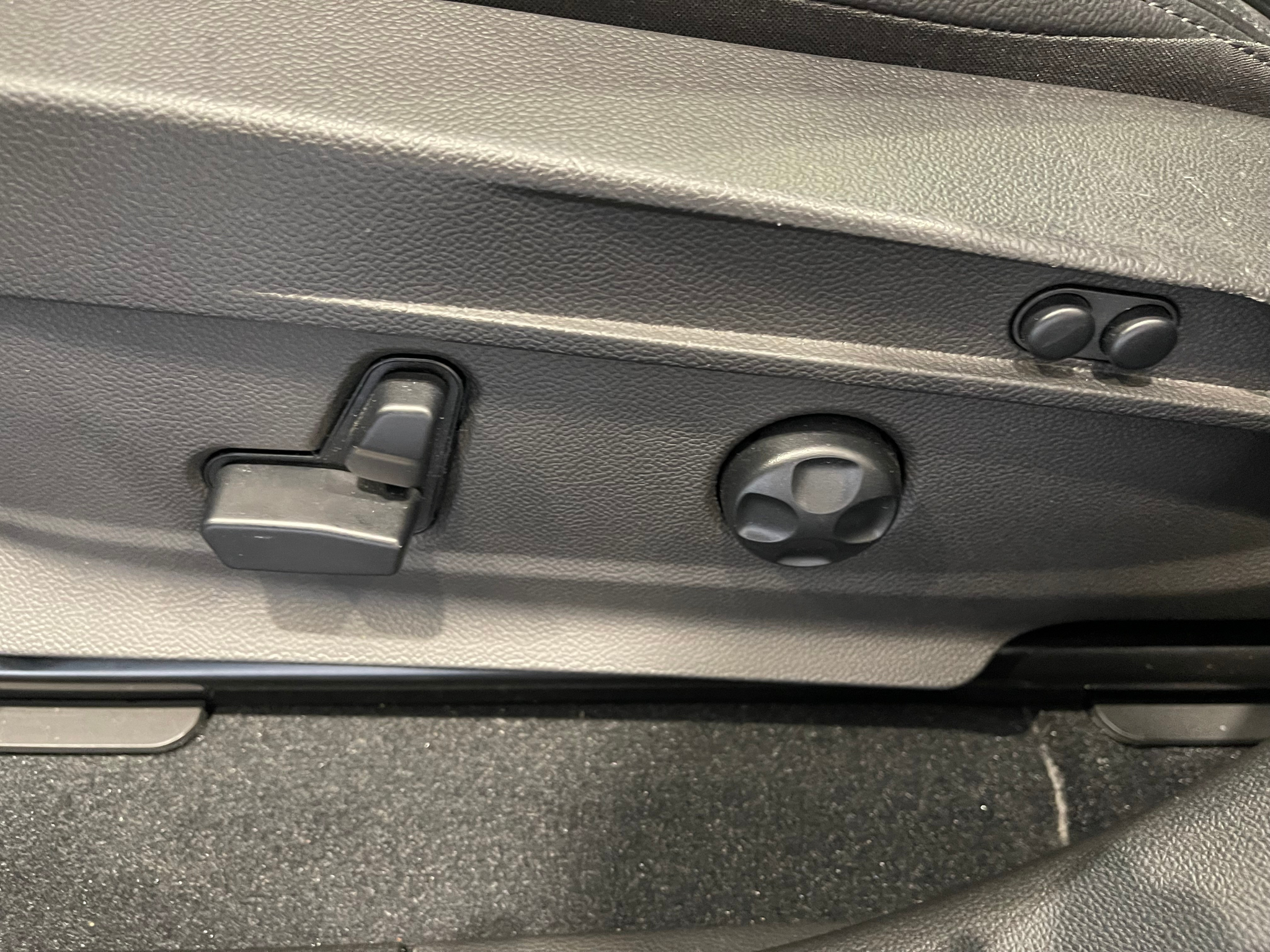 listing desktop thumbnail image 10