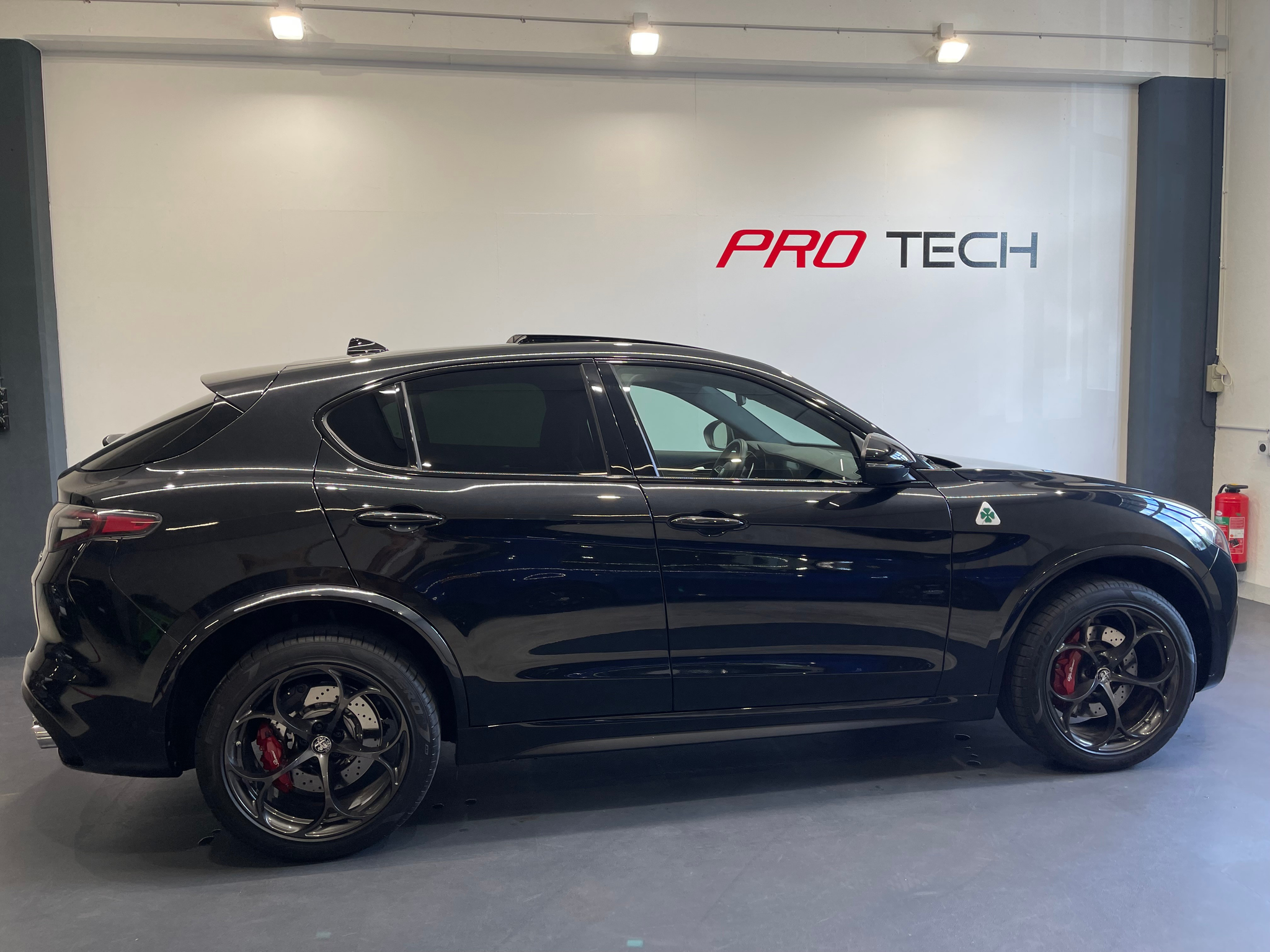 listing desktop thumbnail image 5