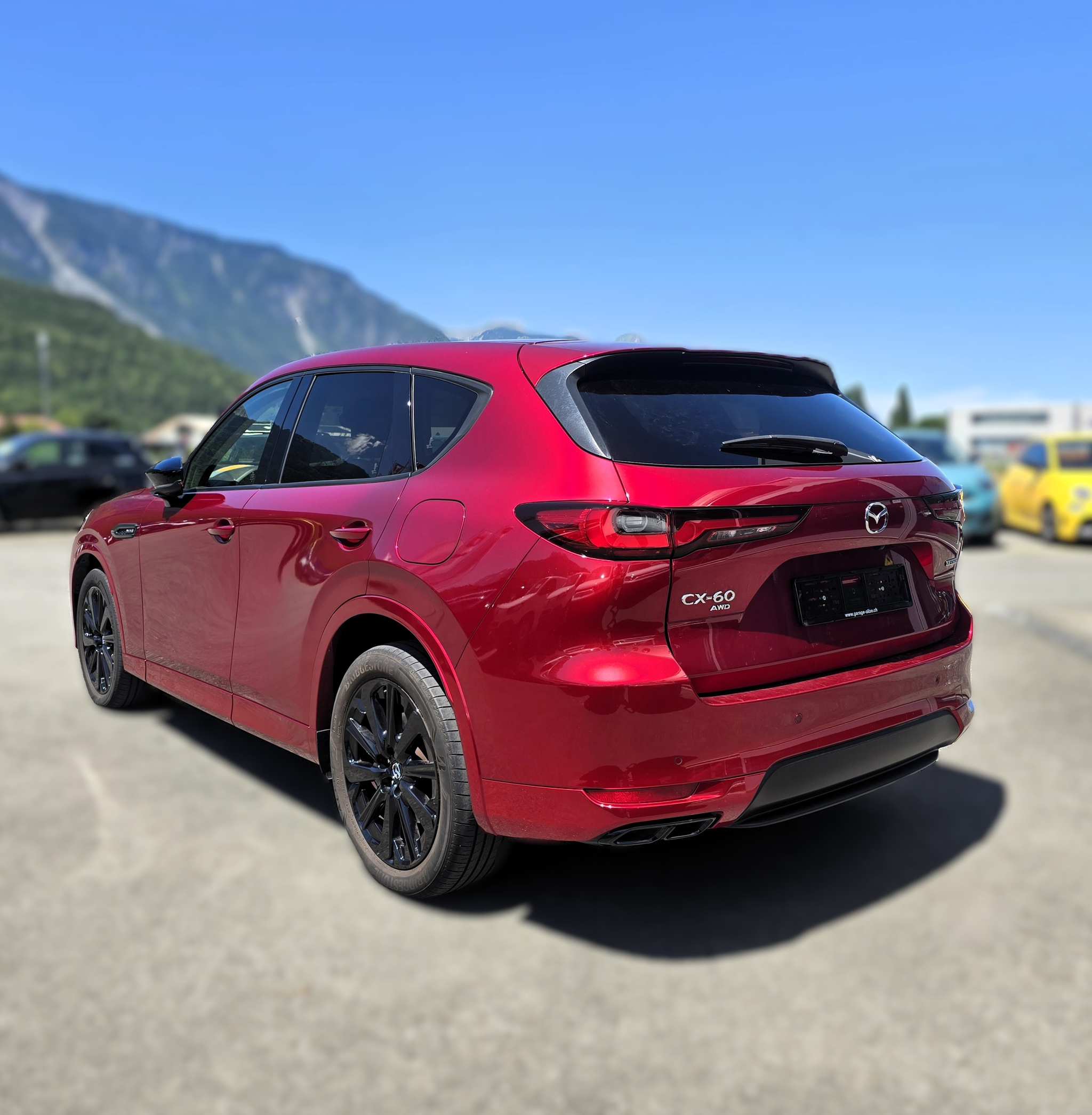 listing desktop thumbnail image 3