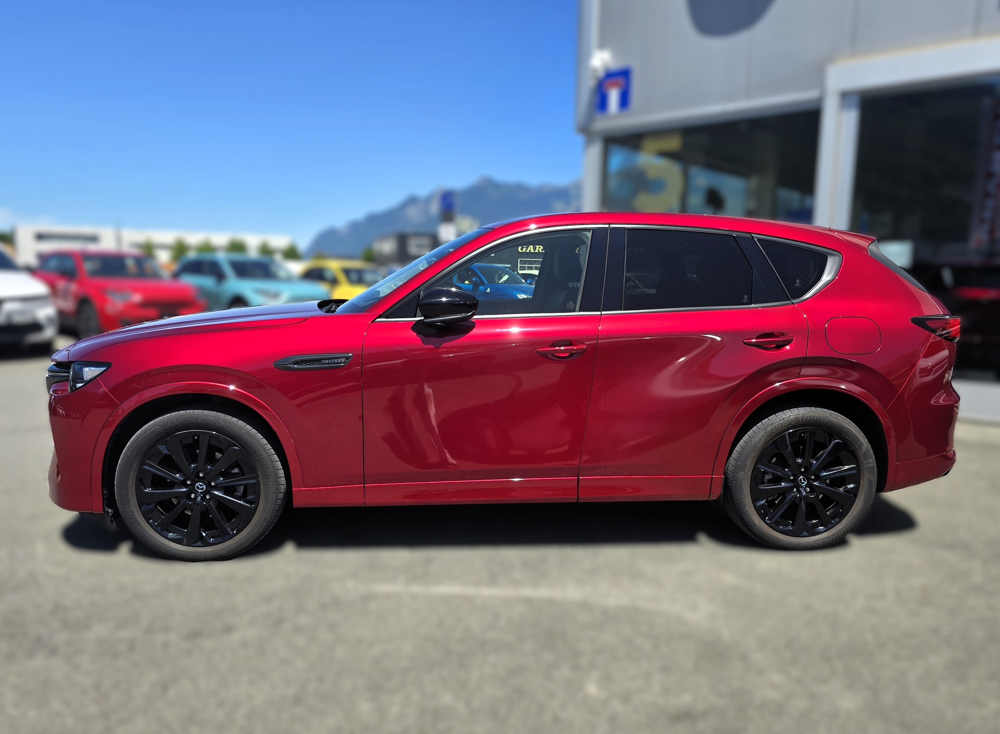 listing desktop thumbnail image 2