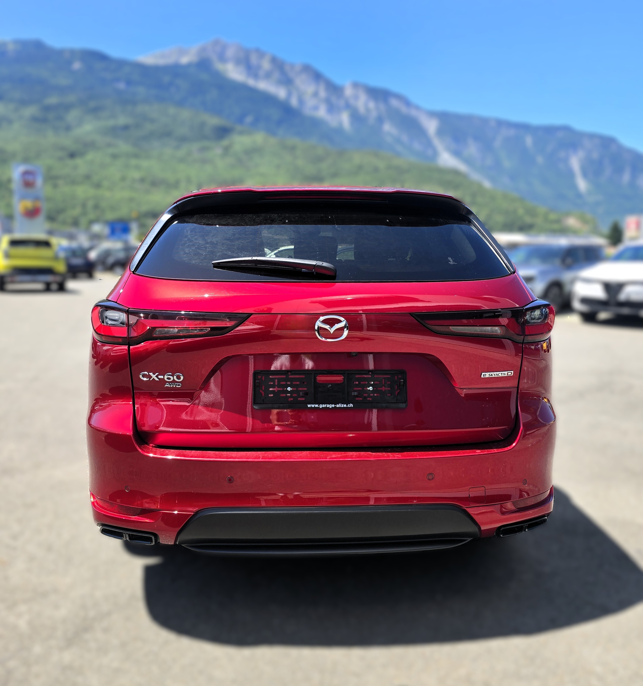 listing desktop thumbnail image 4