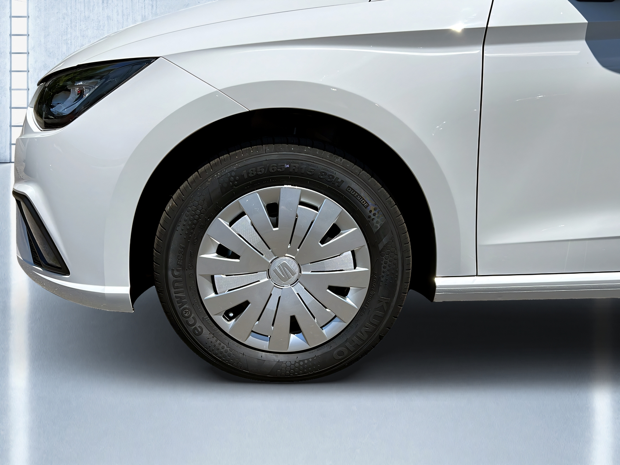 listing desktop thumbnail image 8