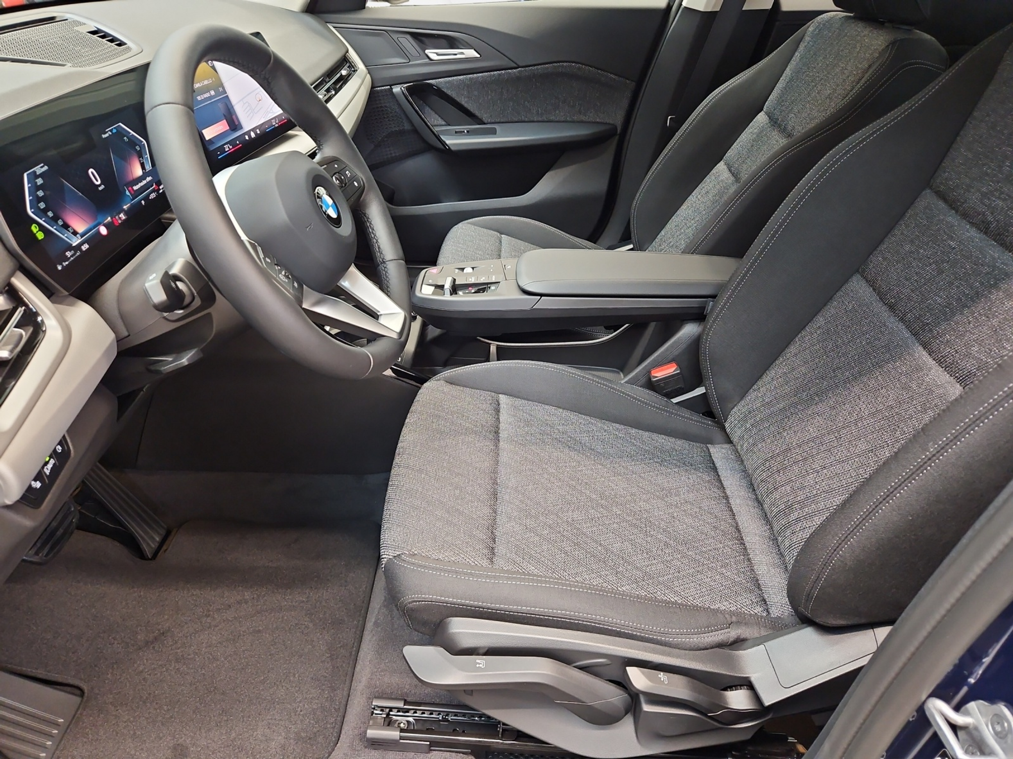 listing desktop thumbnail image 9