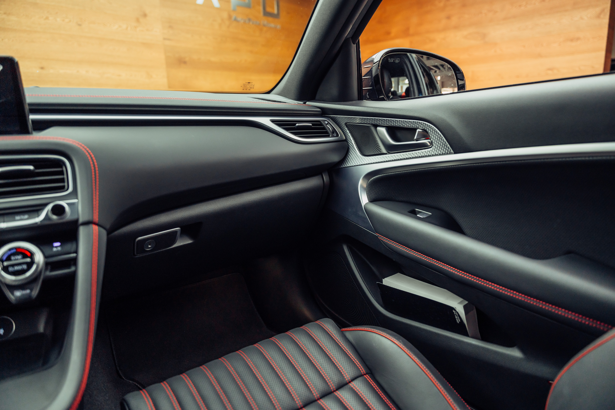 listing desktop thumbnail image 11