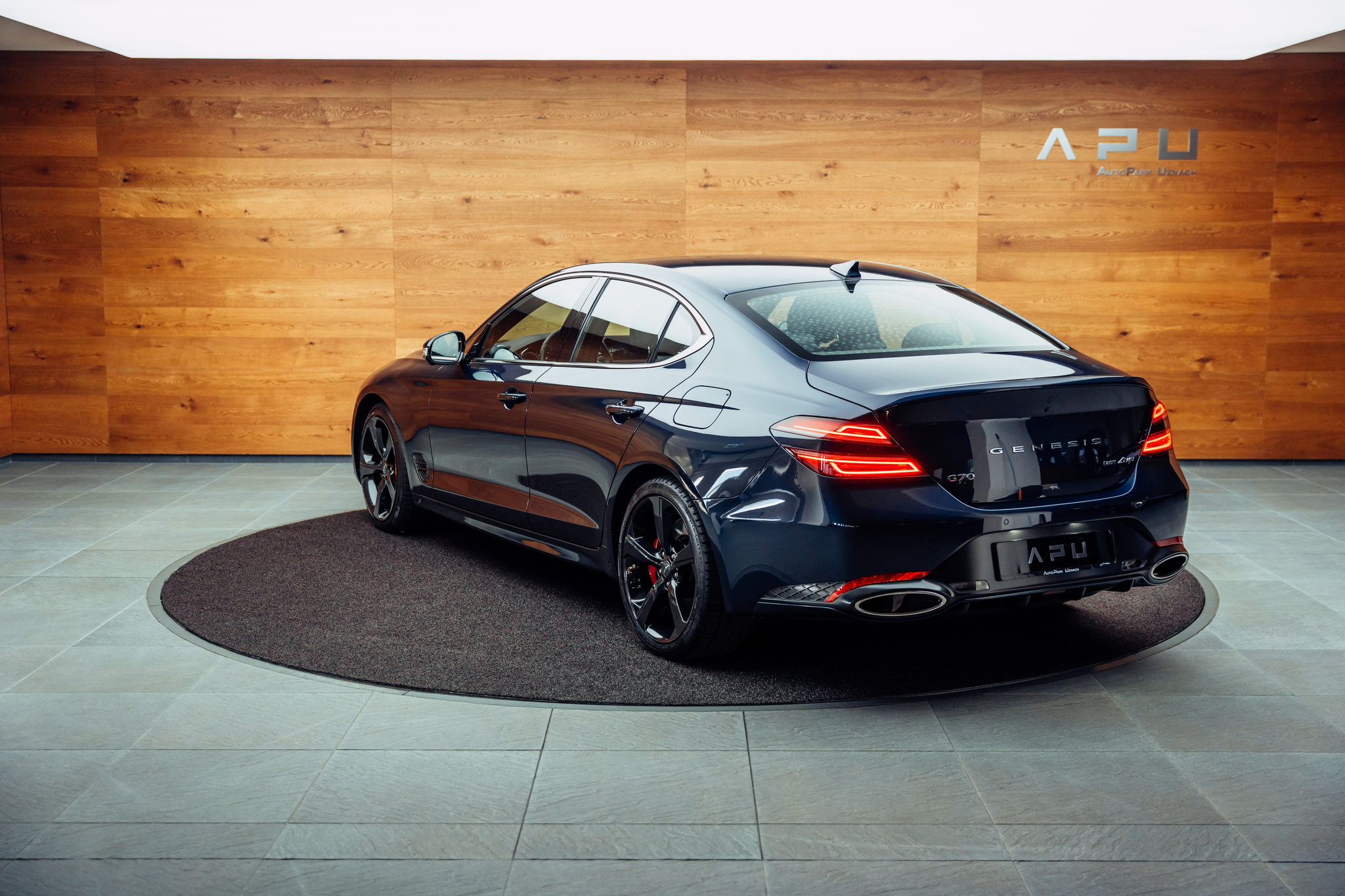 listing desktop thumbnail image 2