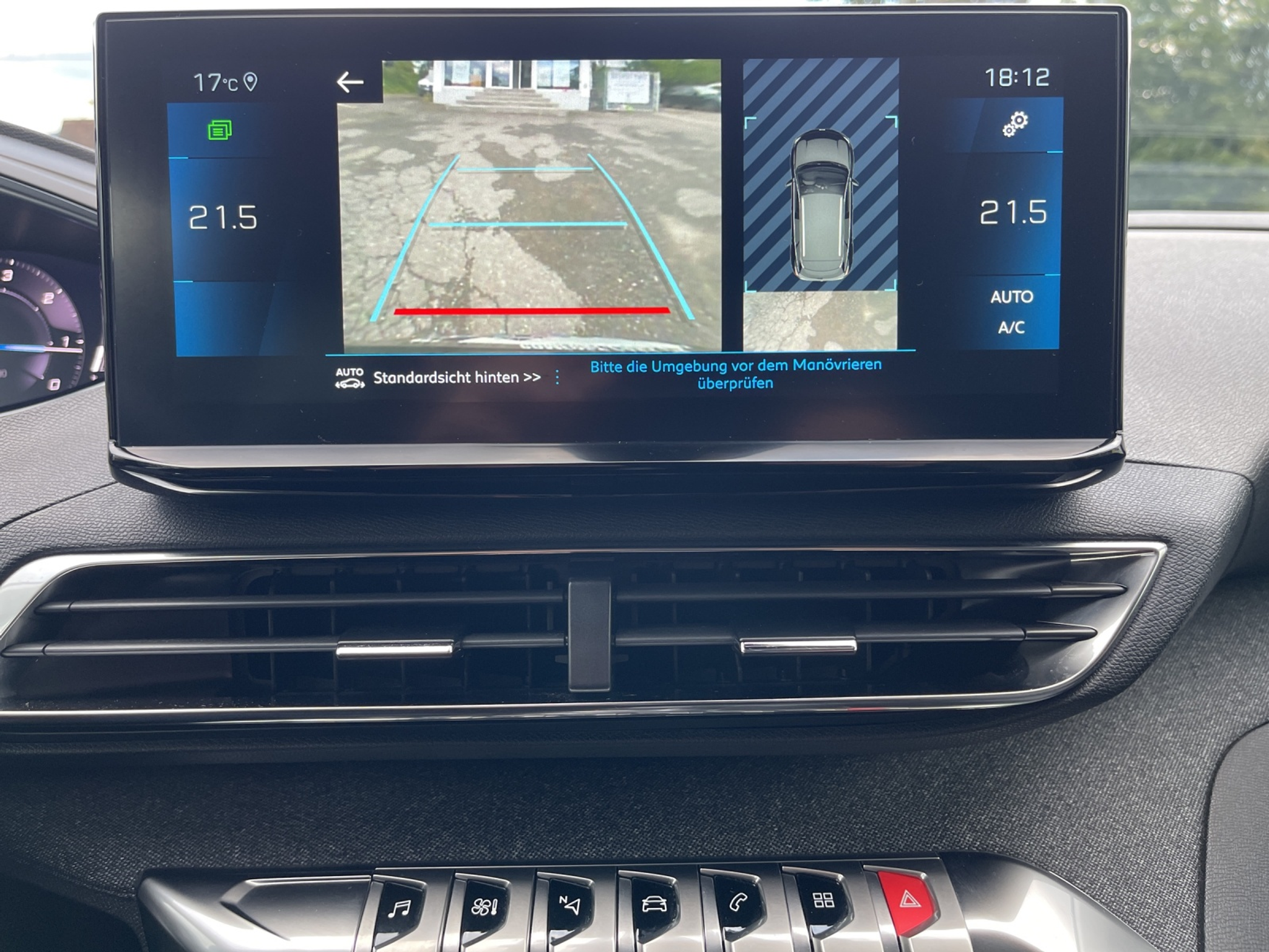 listing desktop thumbnail image 21