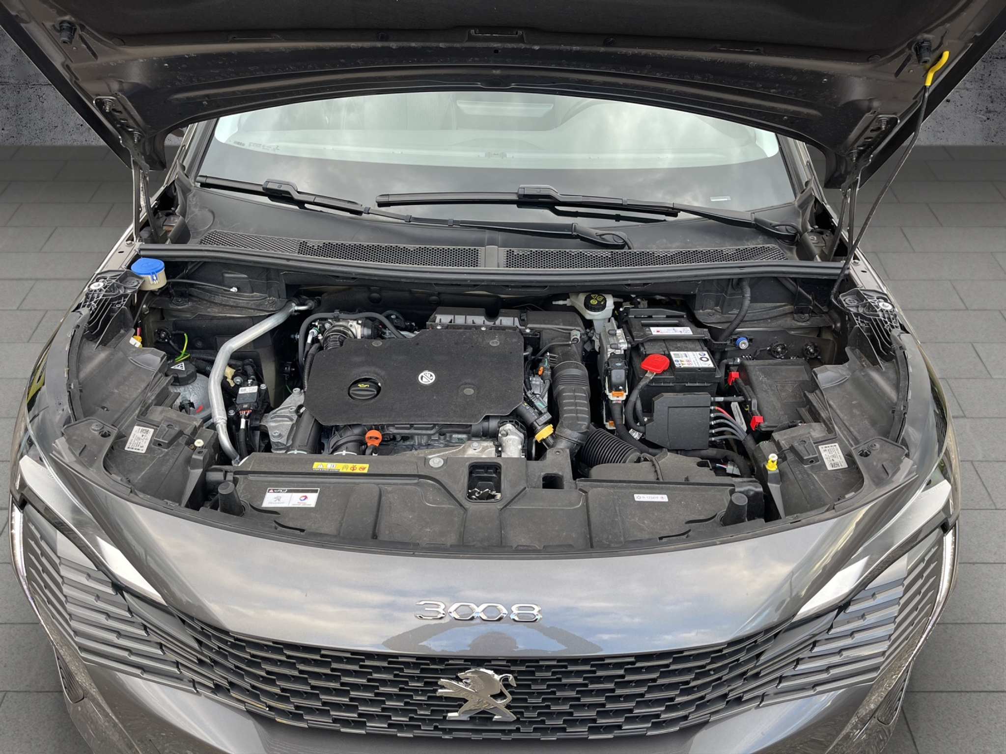 listing desktop thumbnail image 19