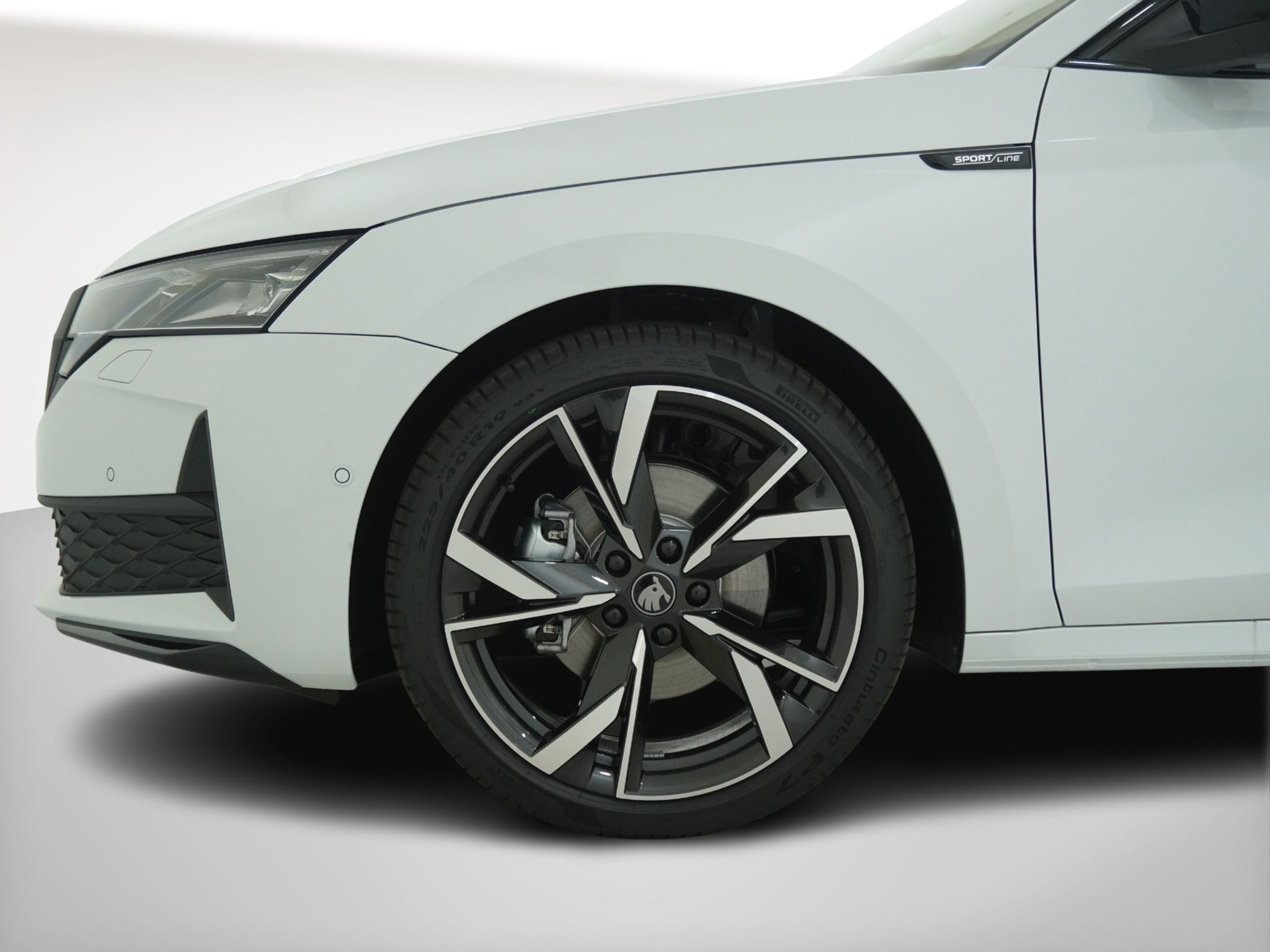 listing desktop thumbnail image 9