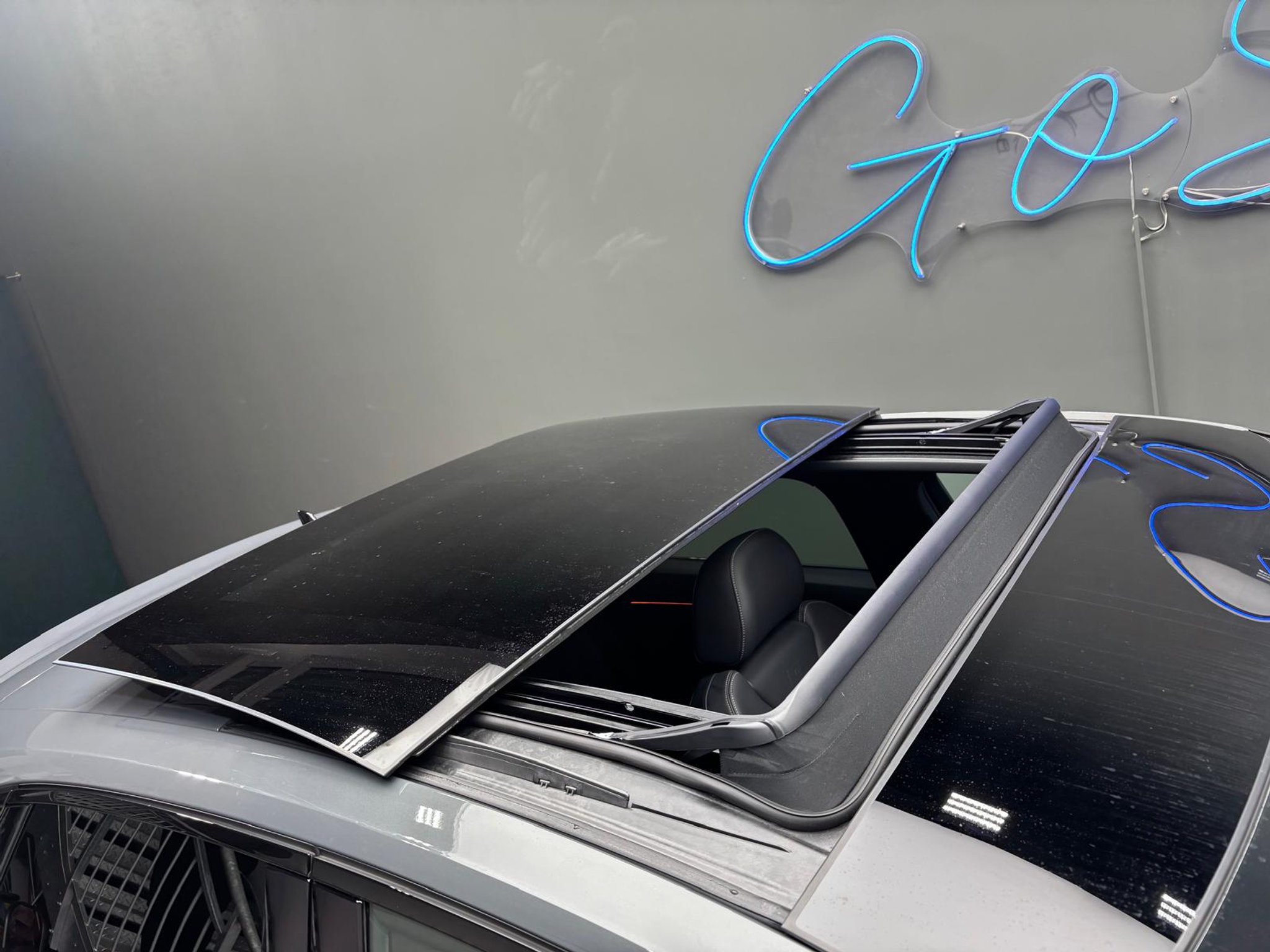 listing desktop thumbnail image 1