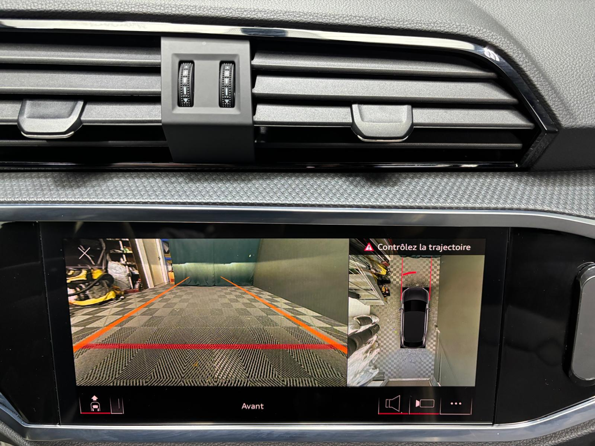 listing desktop thumbnail image 23