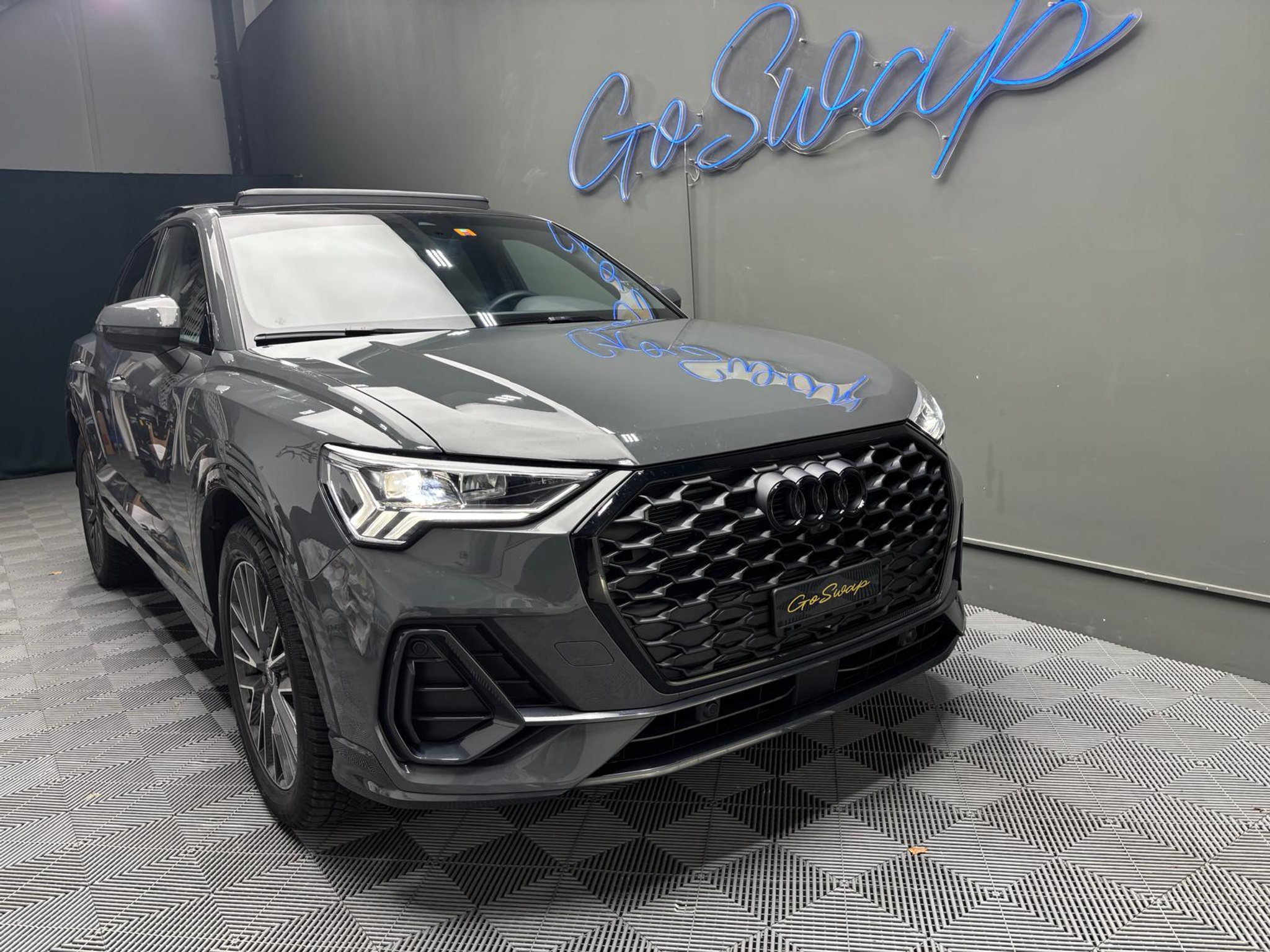 listing desktop thumbnail image 2