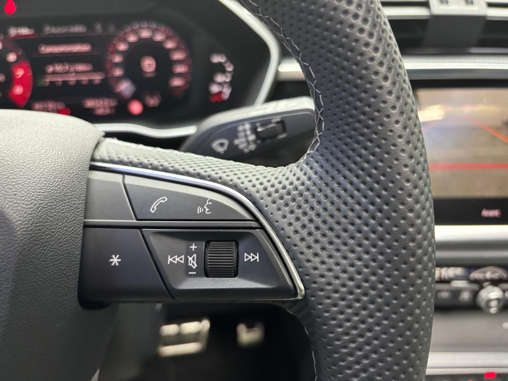 listing desktop thumbnail image 22