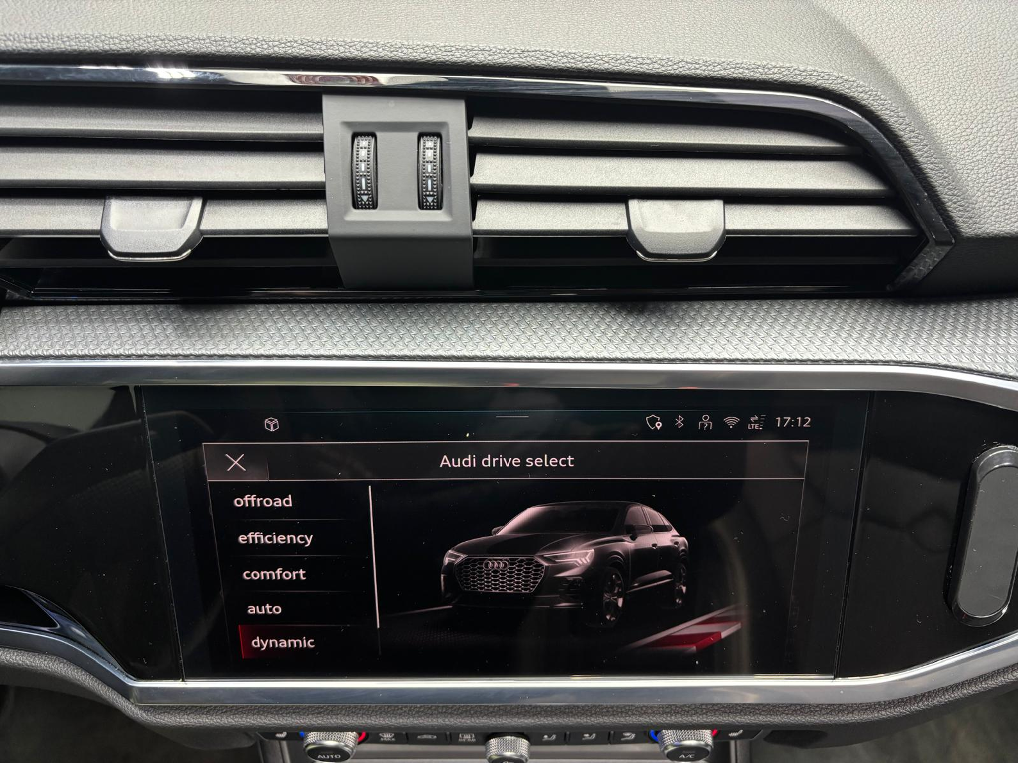 listing desktop thumbnail image 26