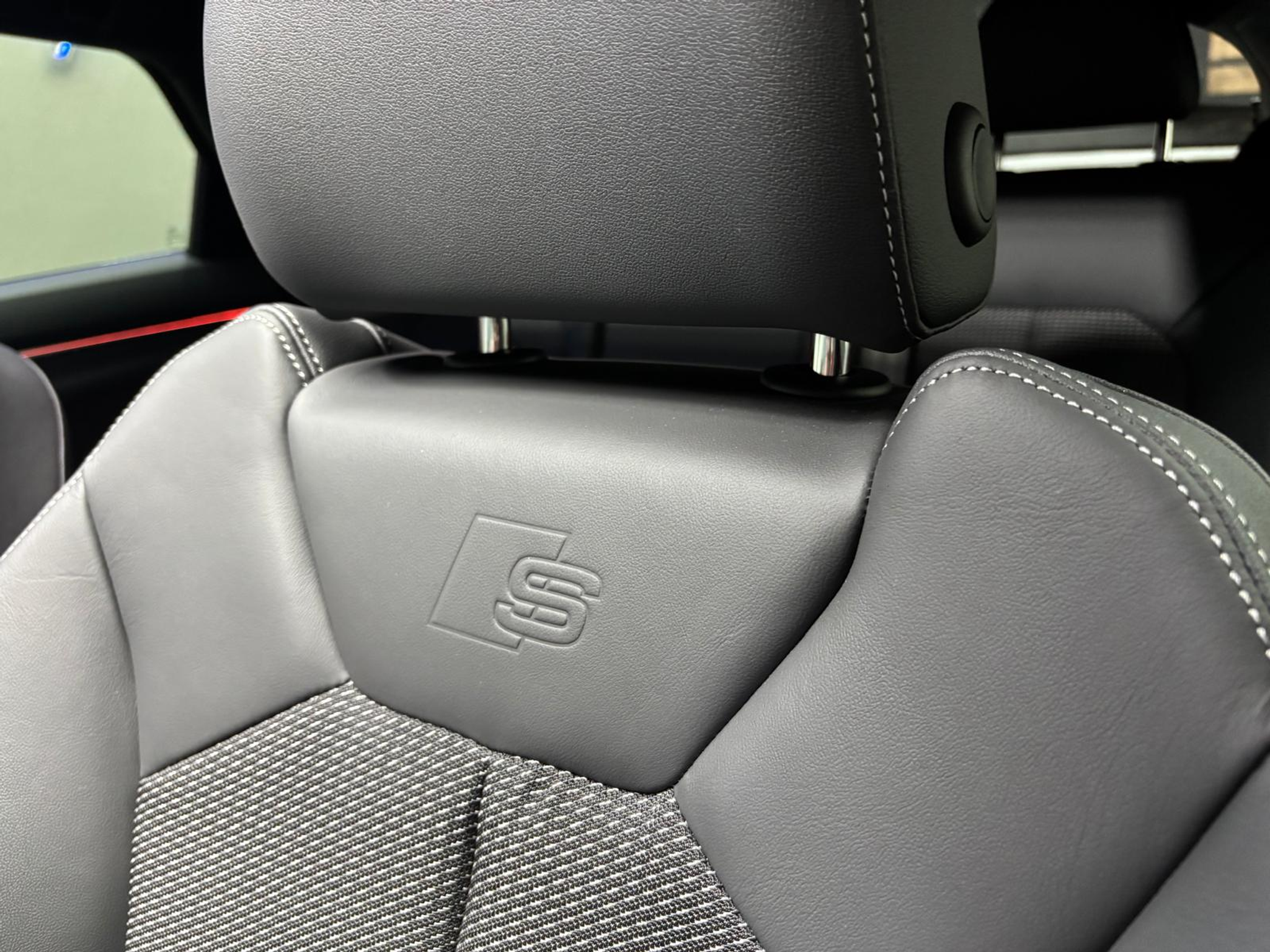 listing desktop thumbnail image 11